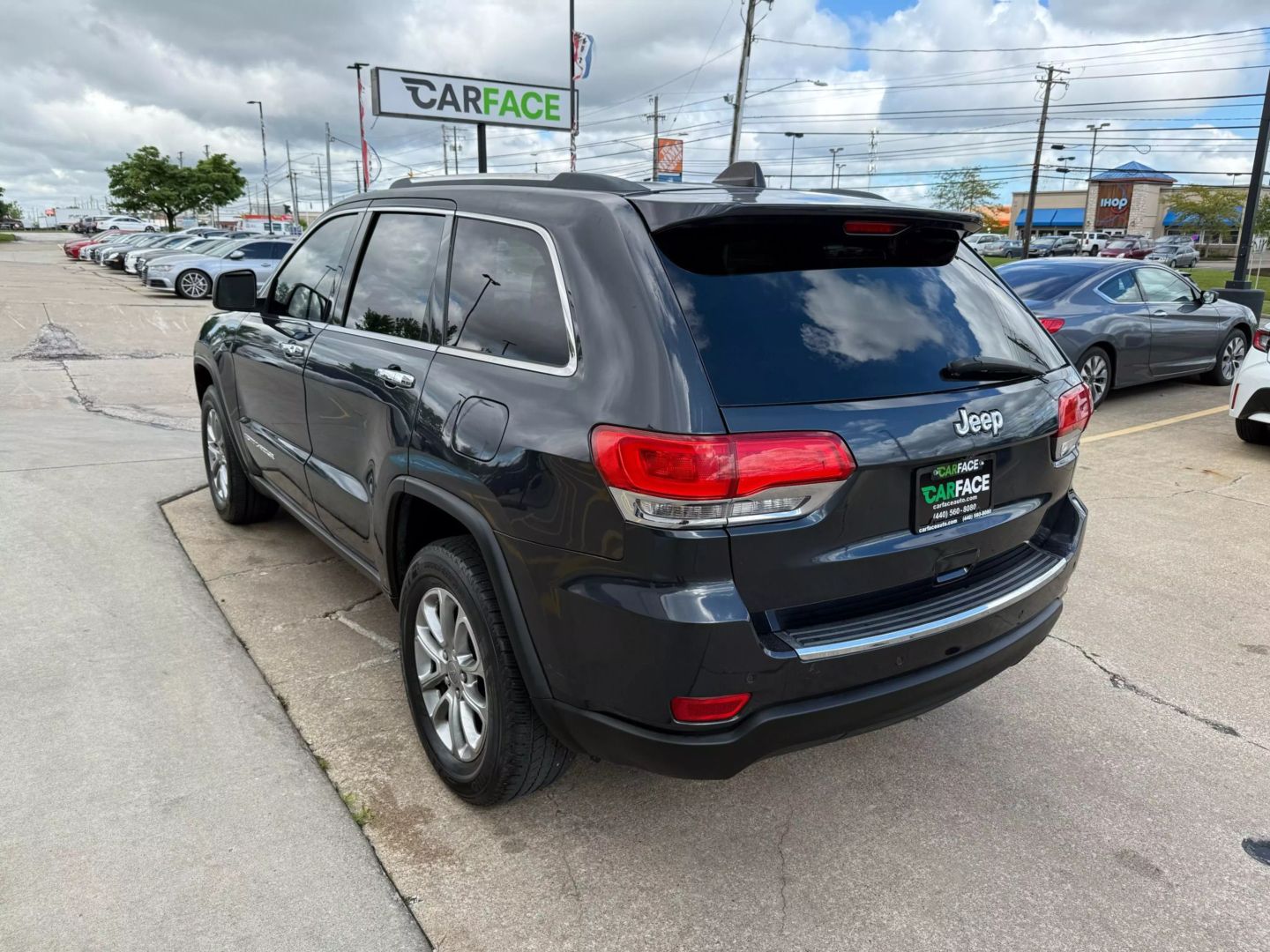 2015 Jeep Grand Cherokee - Image 8