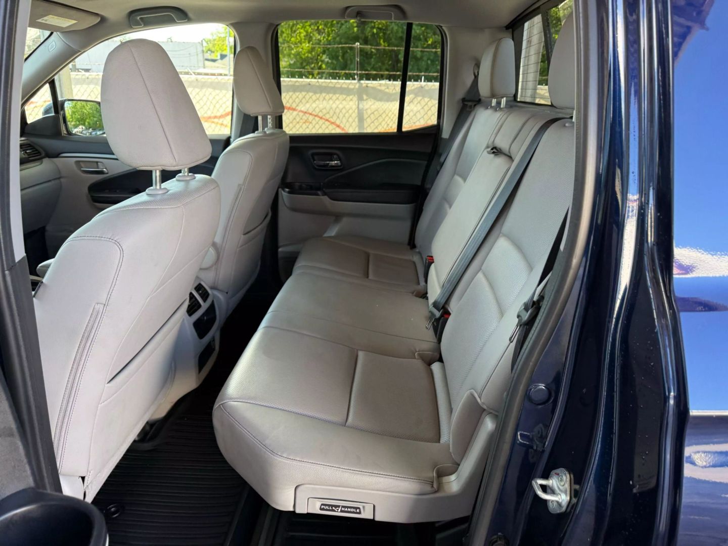 2022 Honda Ridgeline - Image 18