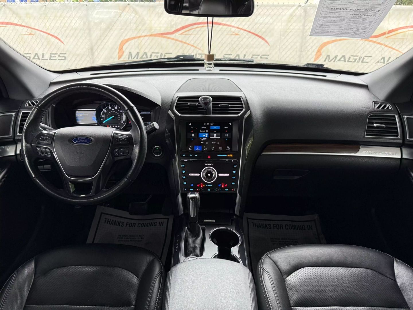 2017 Ford Explorer - Image 30