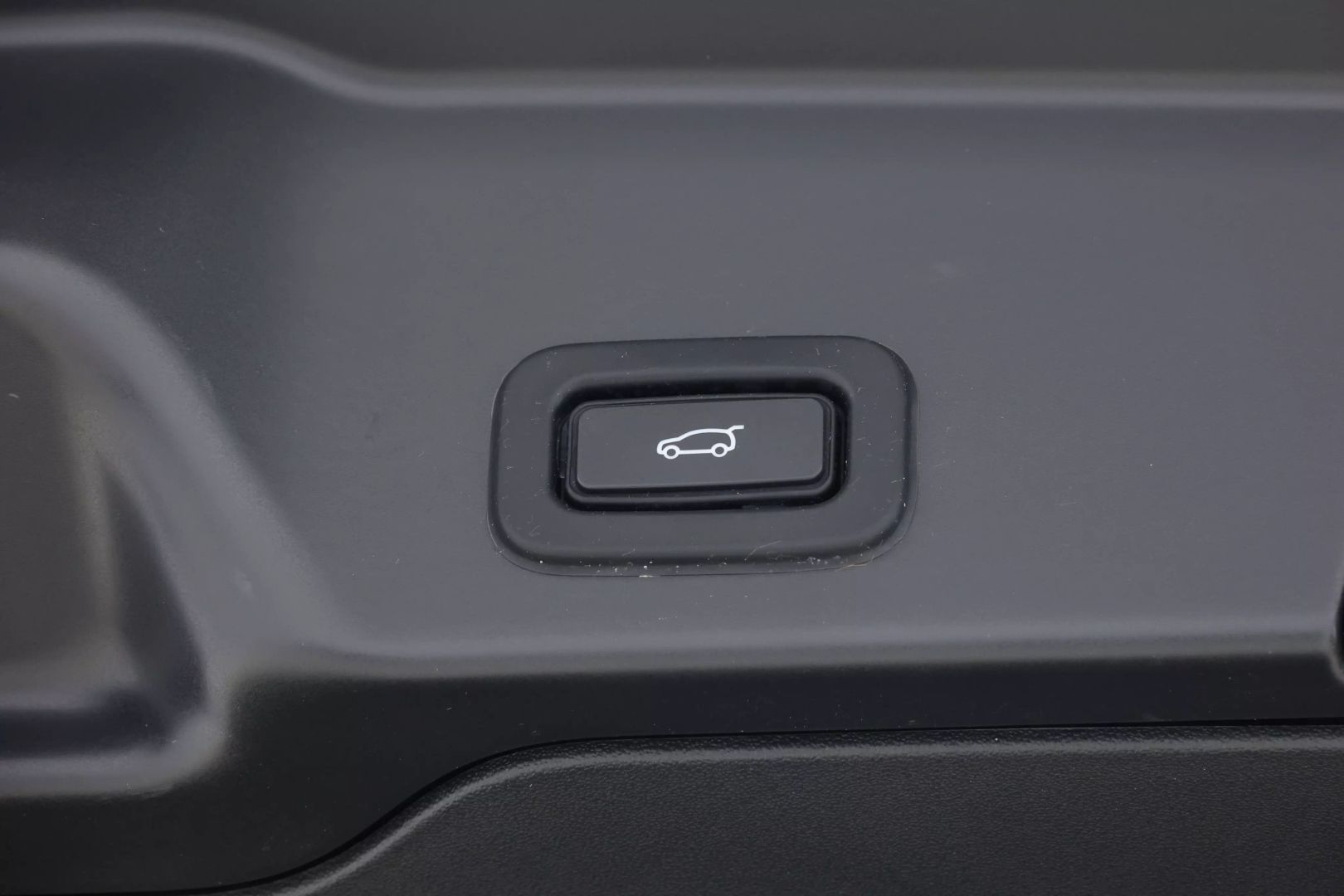 2020 Land Rover Range Rover Evoque - Image 64