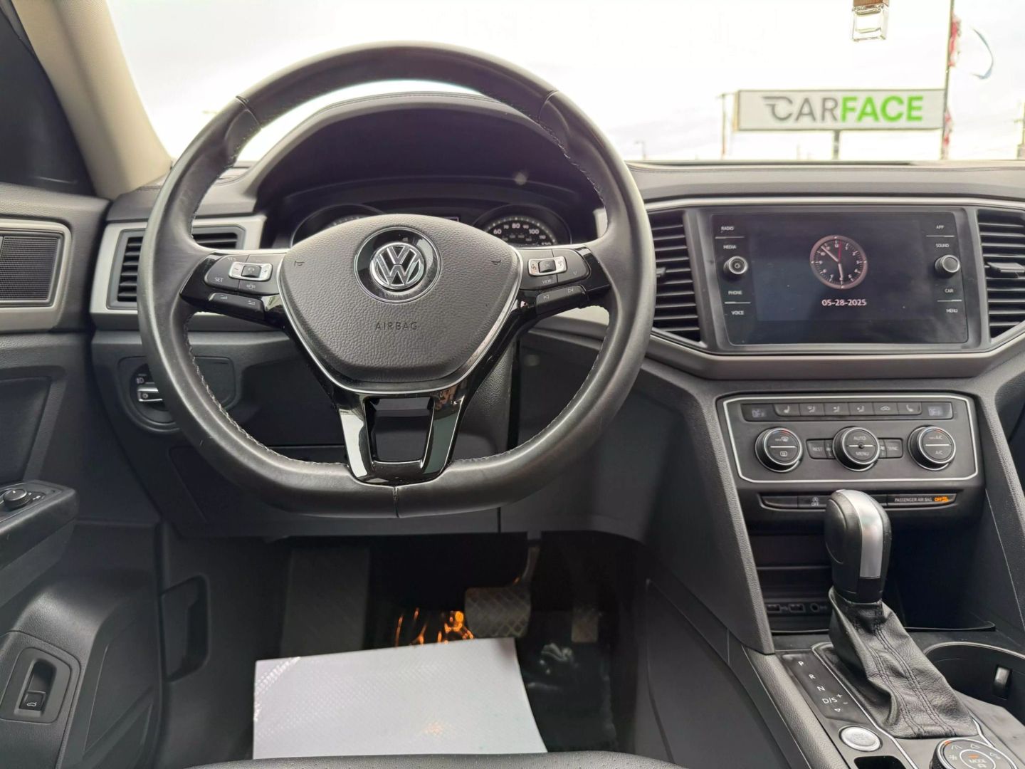 2020 Volkswagen Atlas - Image 28