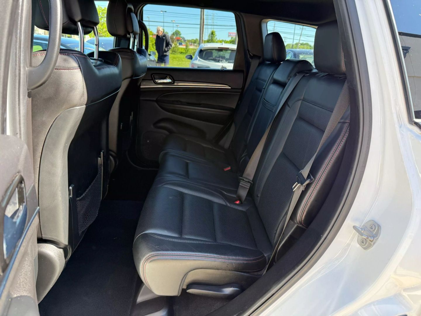 2020 Jeep Grand Cherokee - Image 22