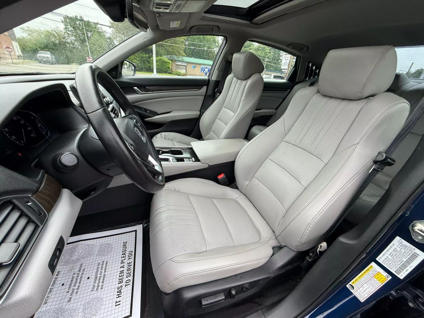 2018 Honda Accord - Image 16