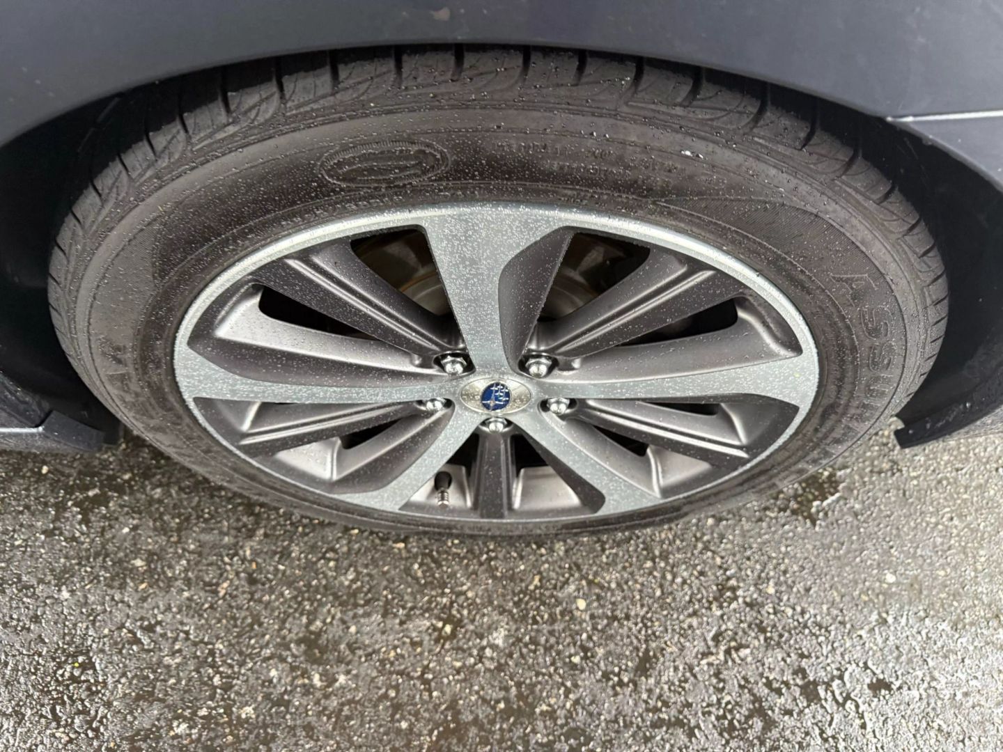 2017 Subaru Legacy - Image 45