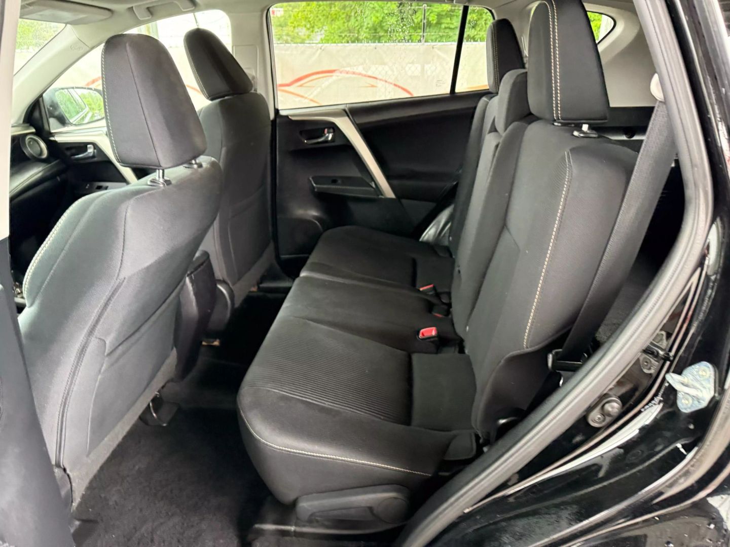 2015 Toyota Rav4 - Image 18