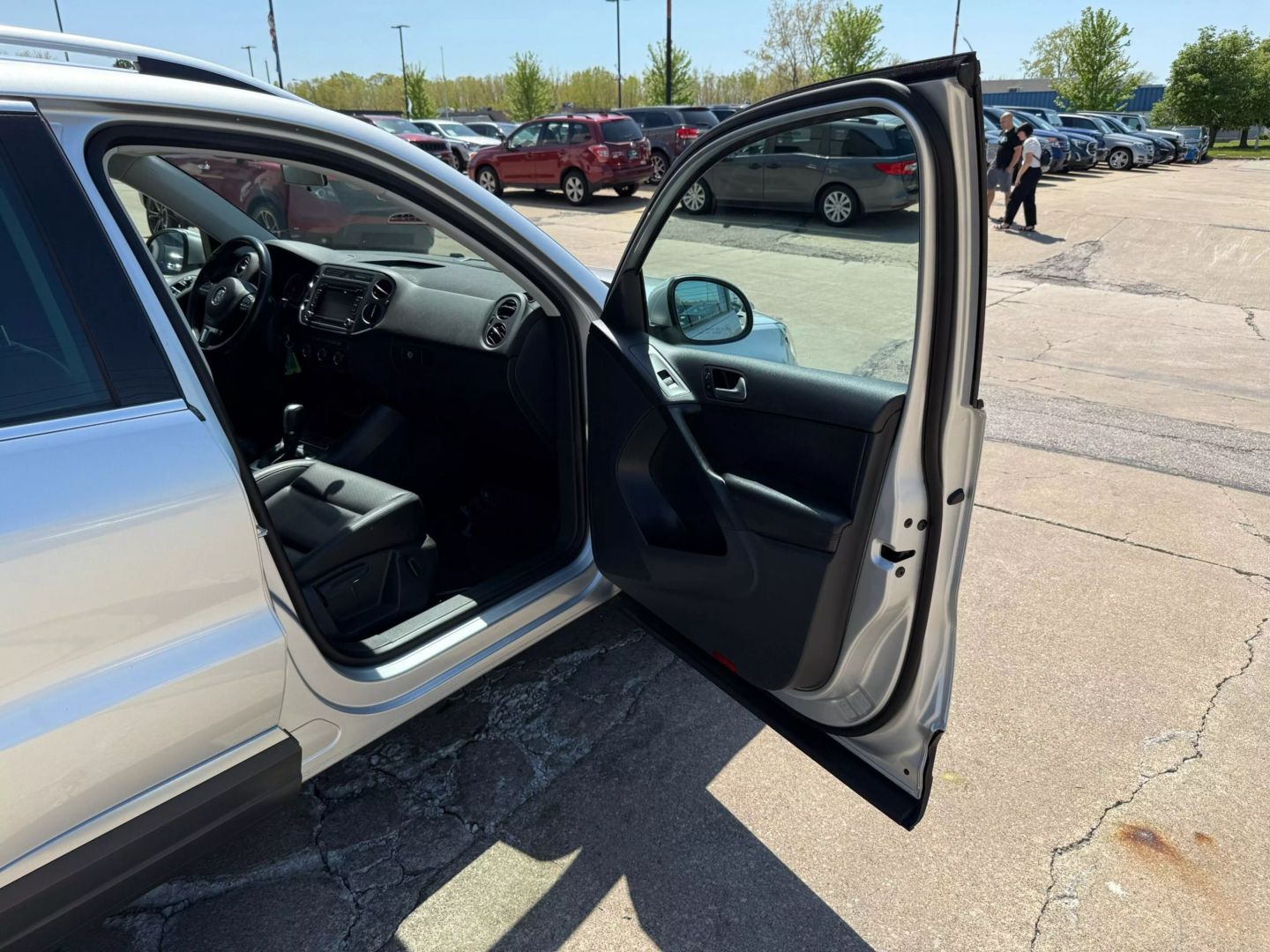 2013 Volkswagen Tiguan - Image 23