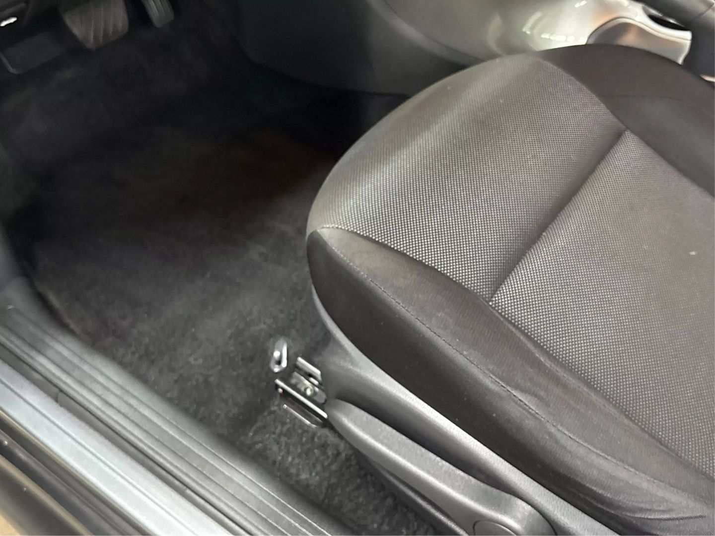2013 Nissan Juke - Image 31