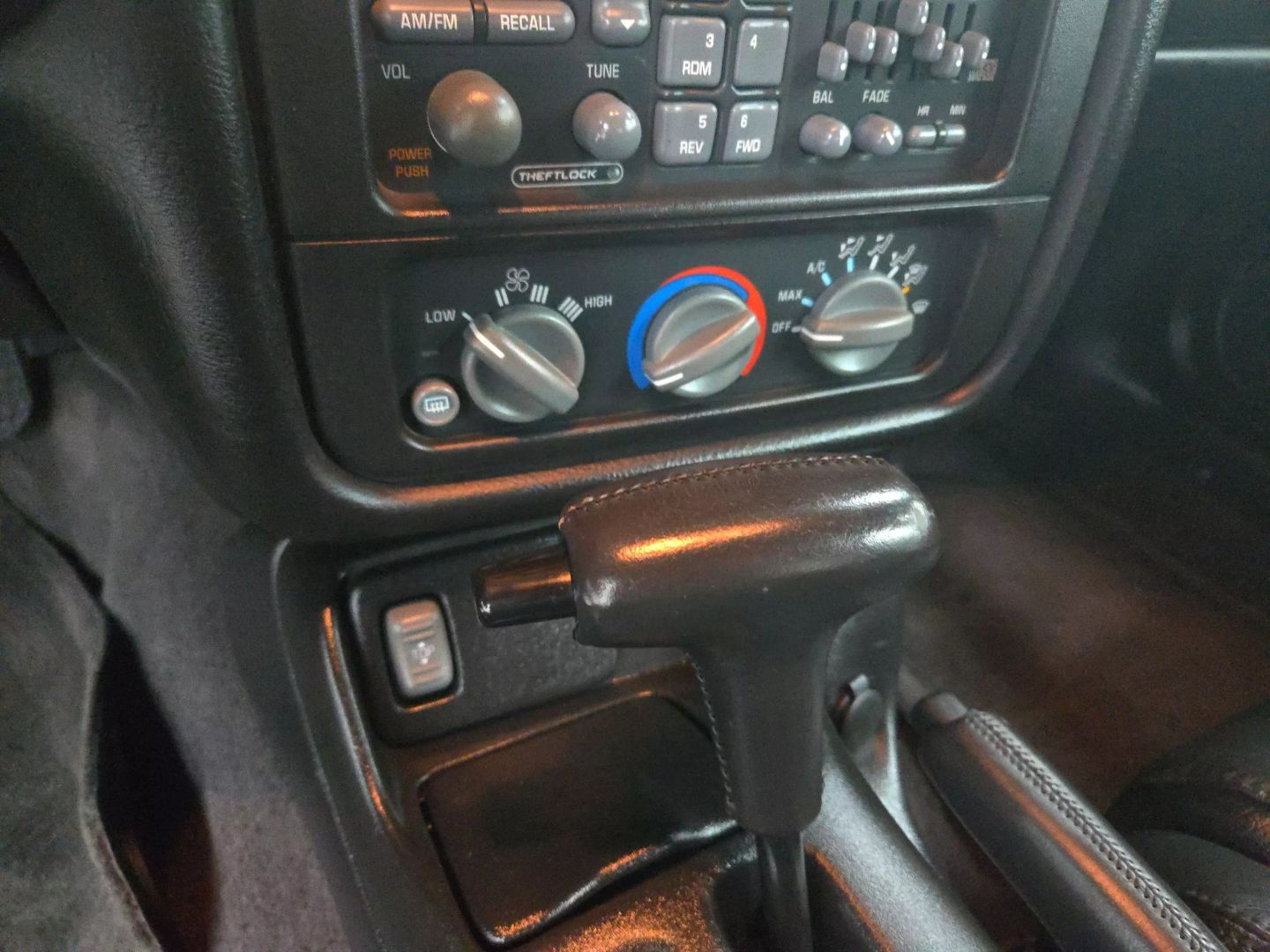 2000 Pontiac Firebird - Image 24