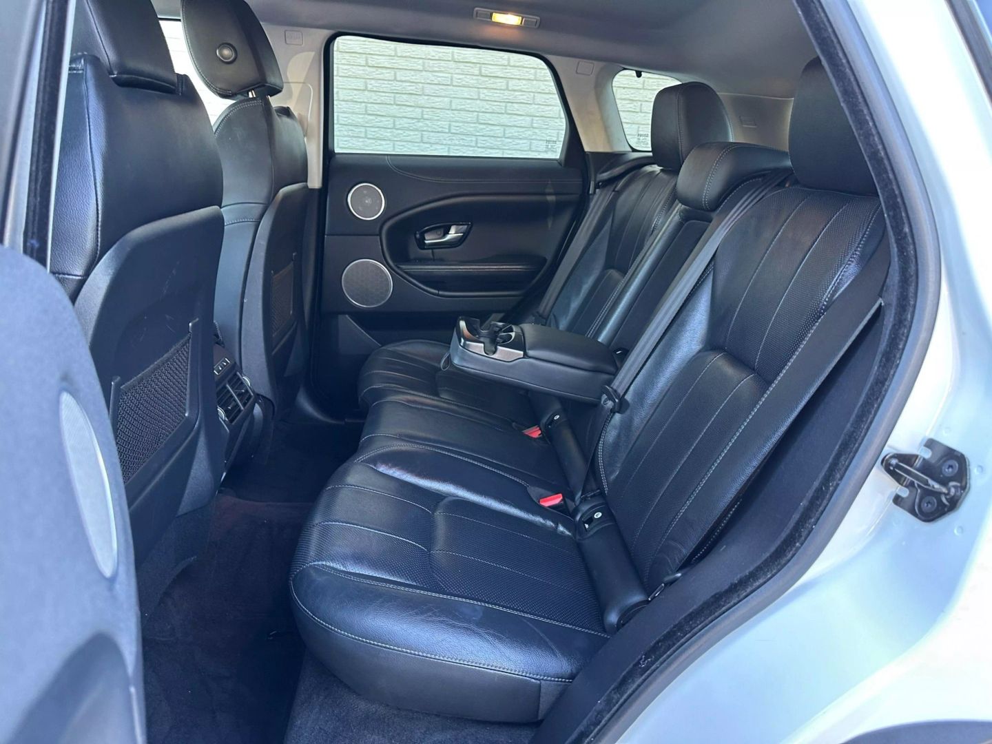 2016 Land Rover Range Rover Evoque - Image 18