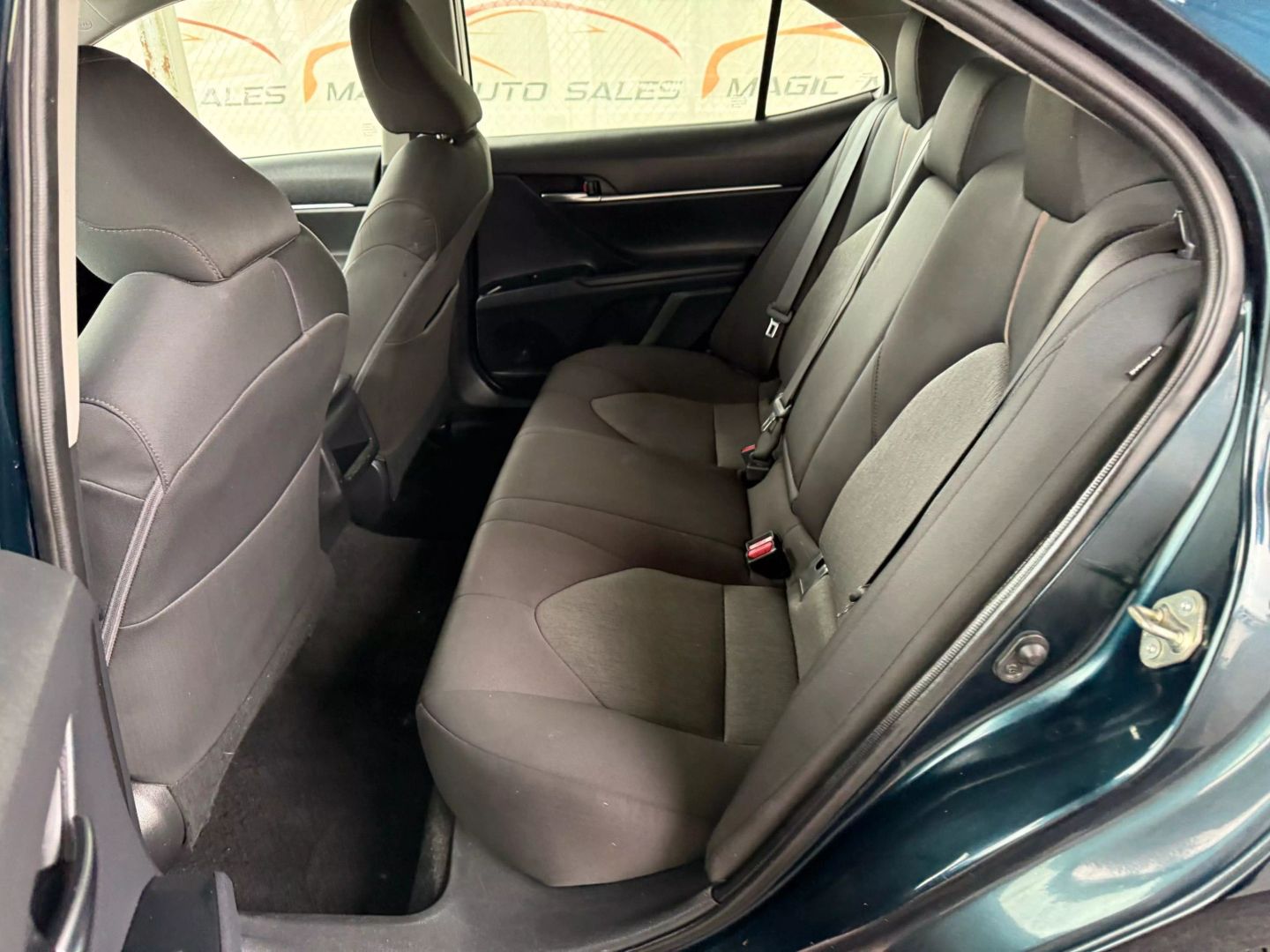 2019 Toyota Camry - Image 18