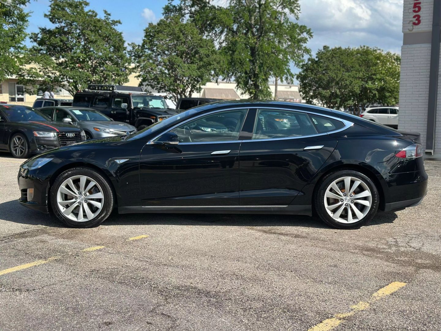 2014 Tesla Model S - Image 5