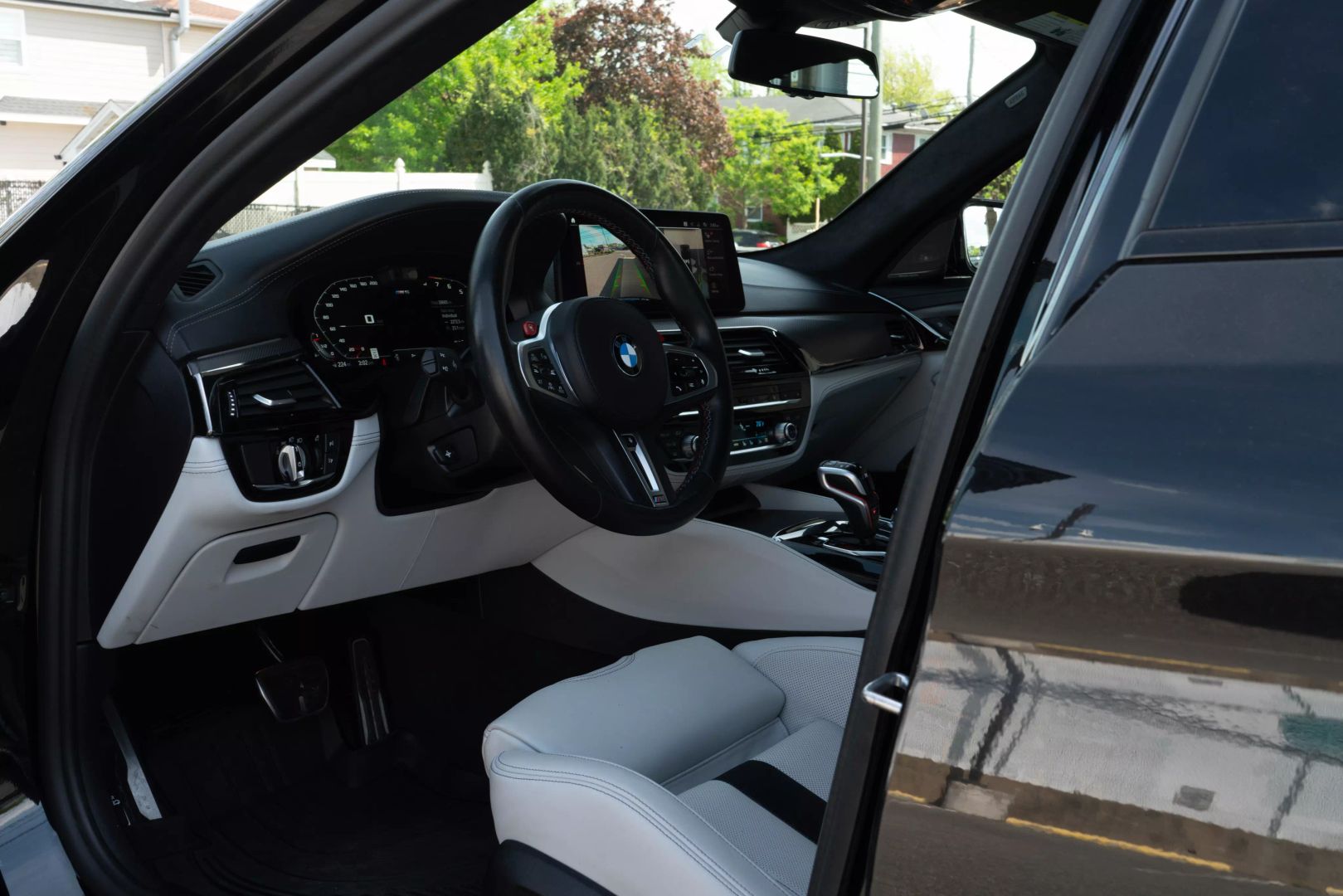 2022 Bmw M5 - Image 42