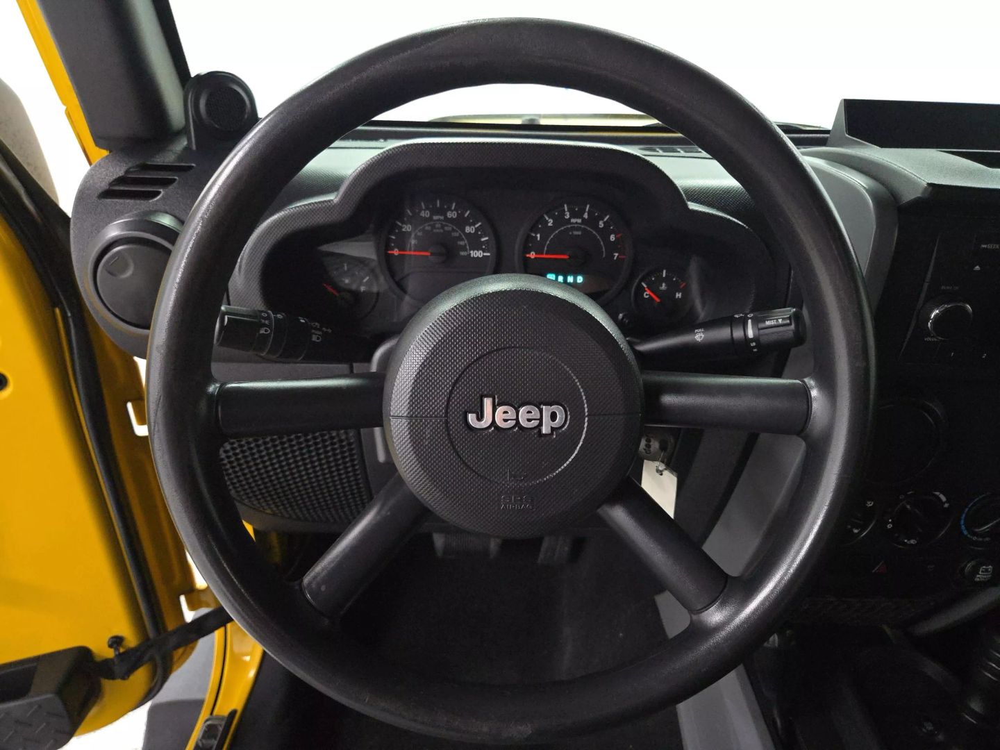 2009 Jeep Wrangler - Image 20
