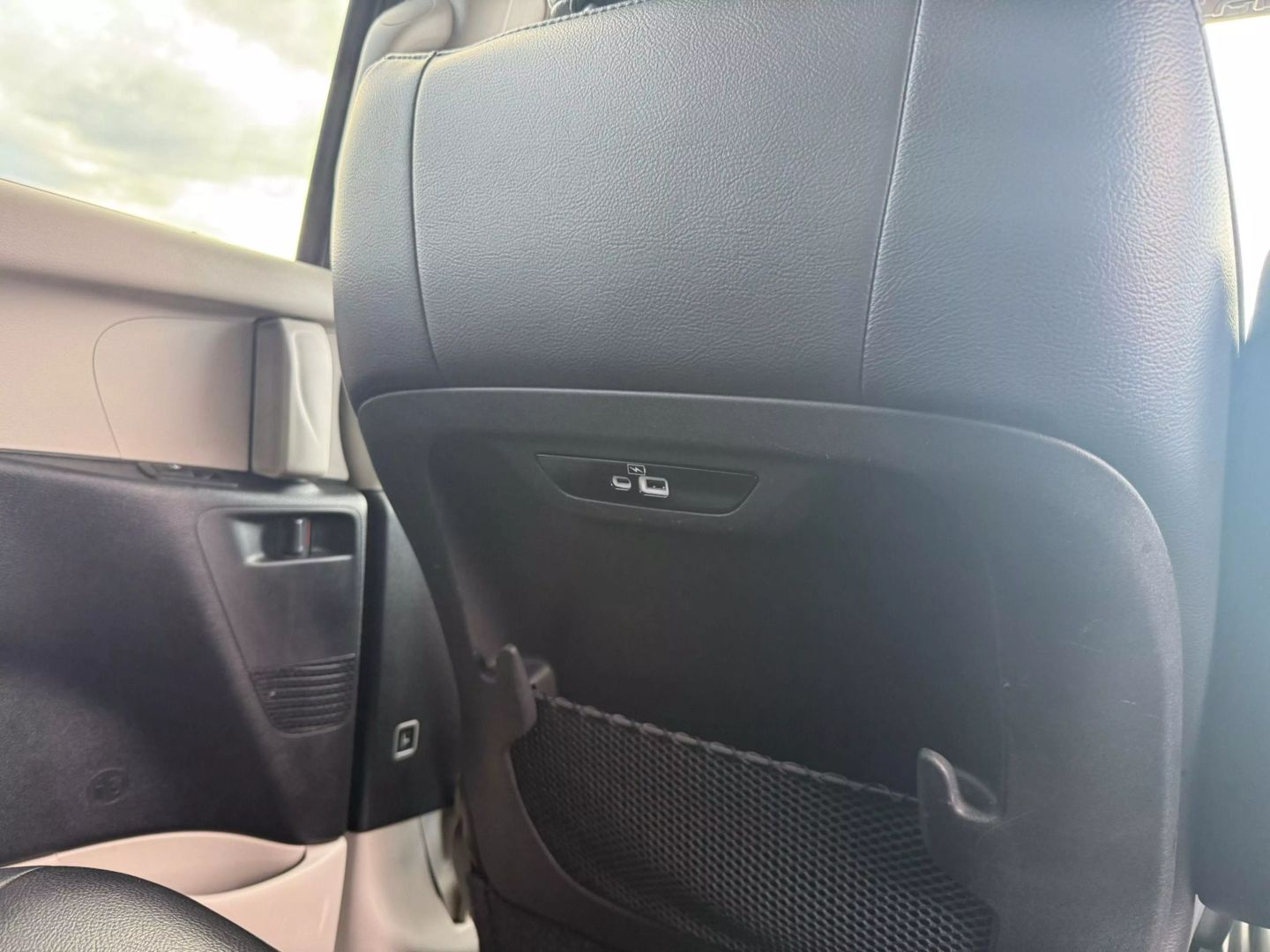 2022 Chrysler Pacifica - Image 18