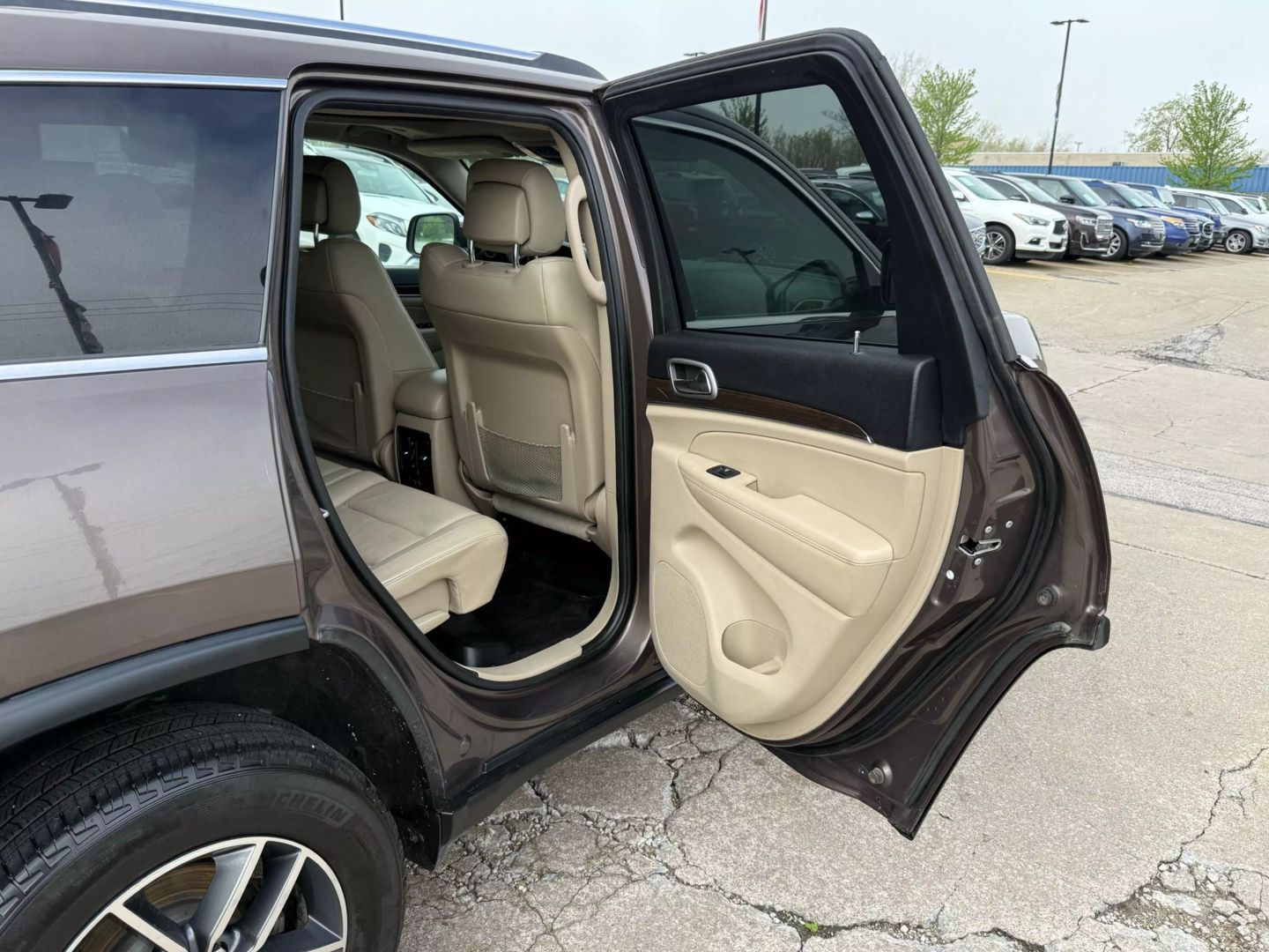 2018 Jeep Grand Cherokee - Image 22