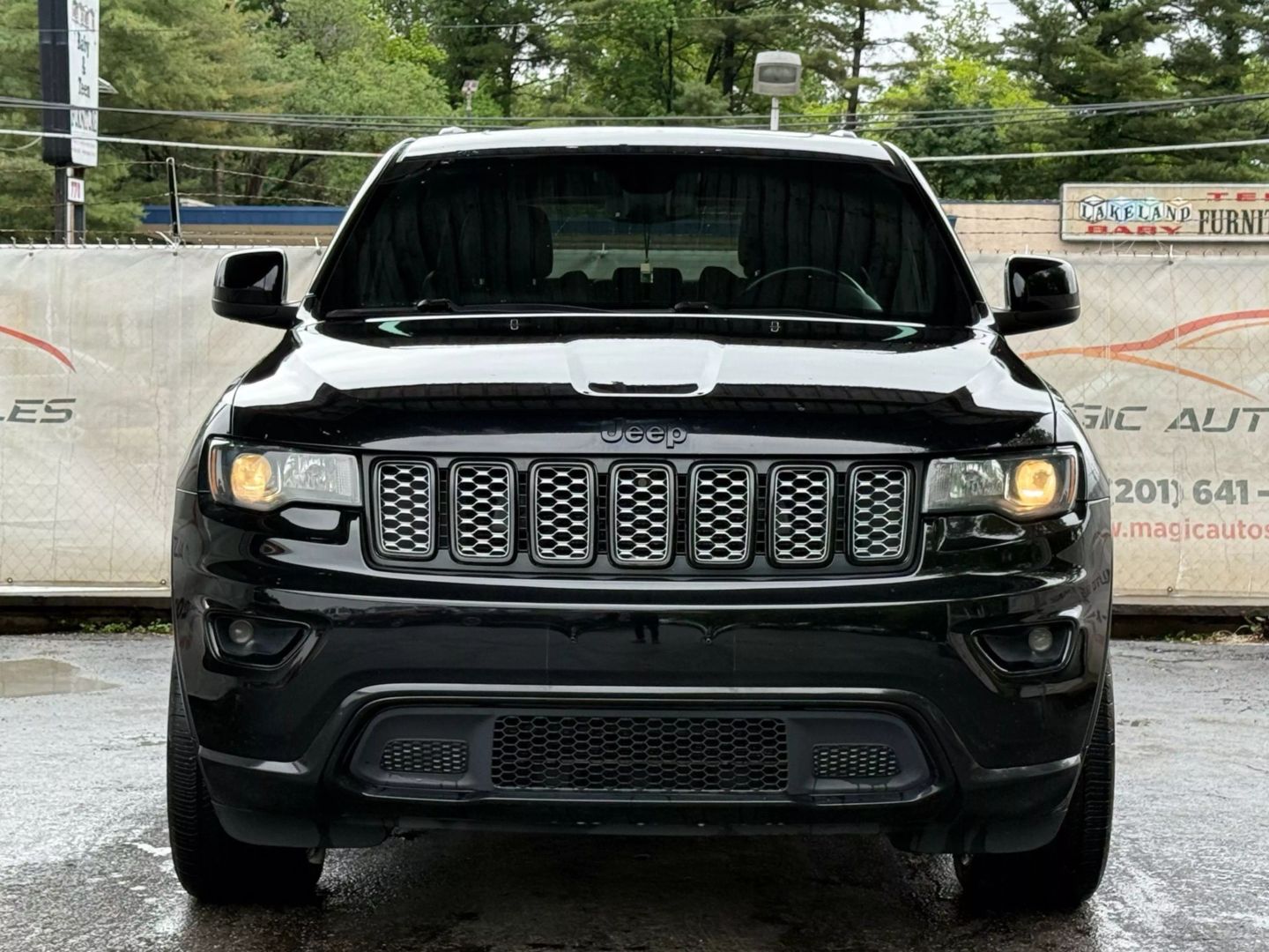 2018 Jeep Grand Cherokee - Image 5
