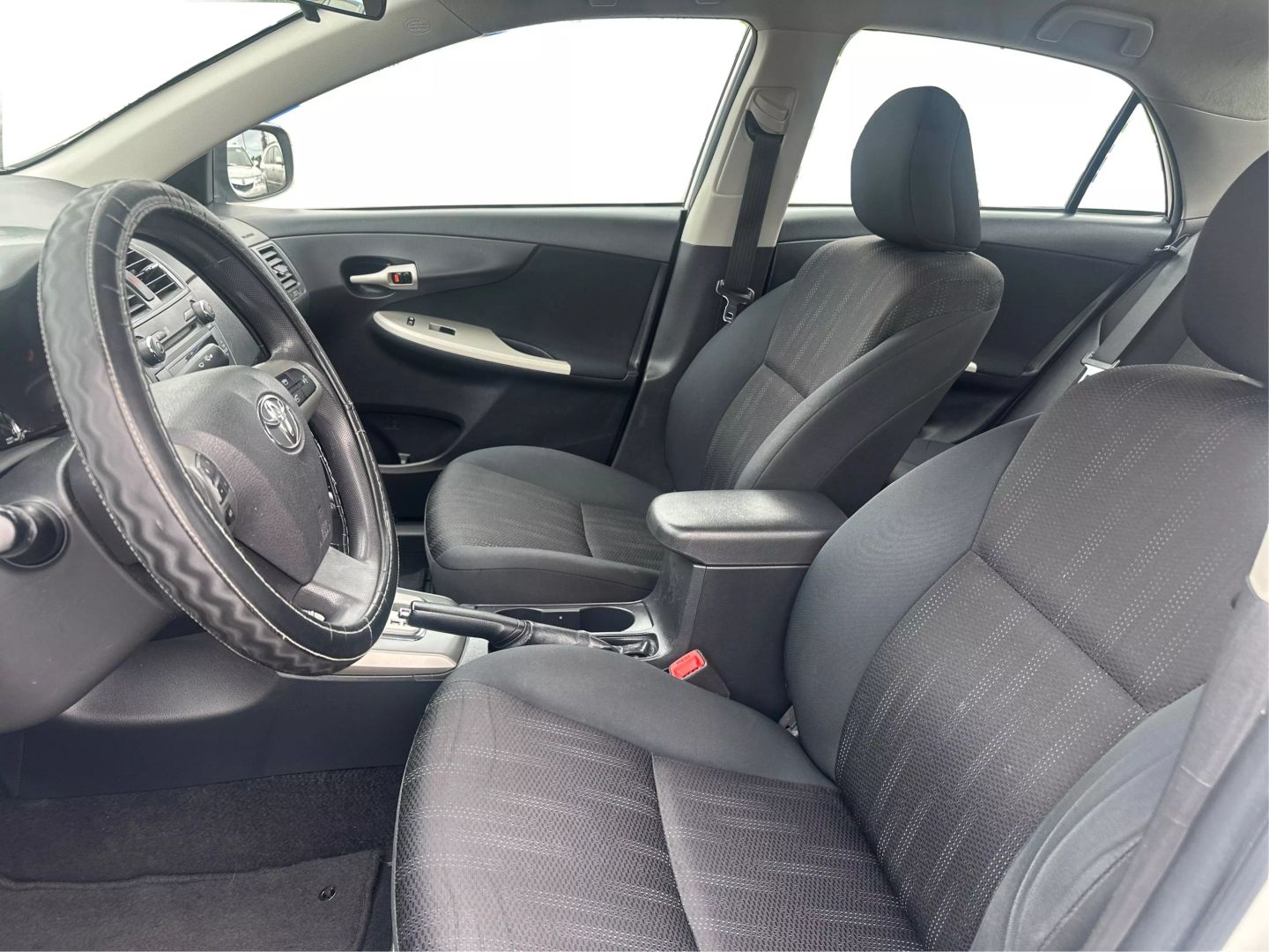 2011 TOYOTA COROLLA SEDAN 4-CYL, 1.8 LITER S SEDAN 4D