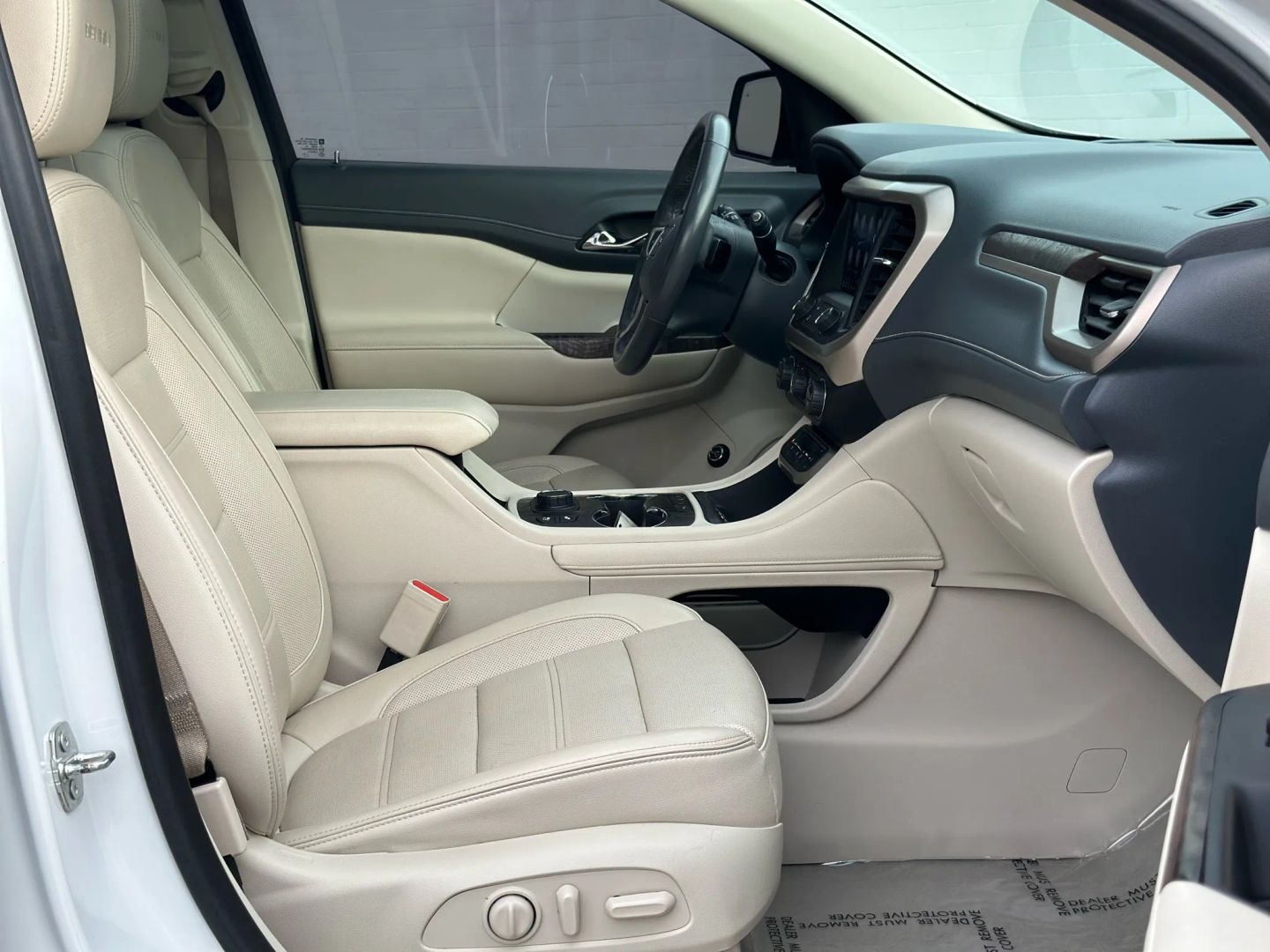 2020 GMC ACADIA SUV V6, 3.6 LITER DENALI SPORT UTILITY 4D