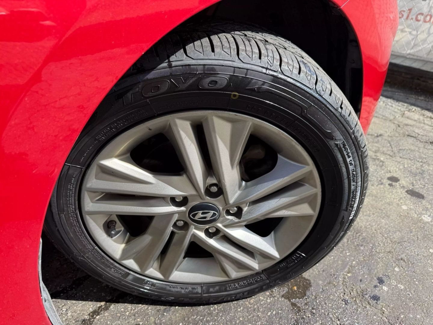 2019 Hyundai Elantra - Image 50