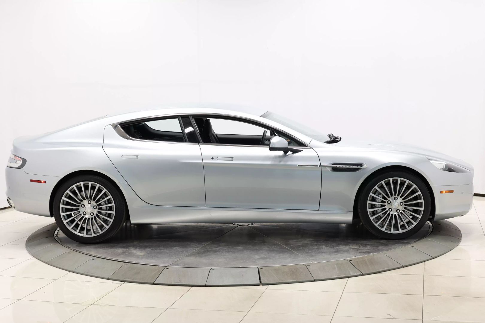 2011 Aston Martin Rapide - Image 61