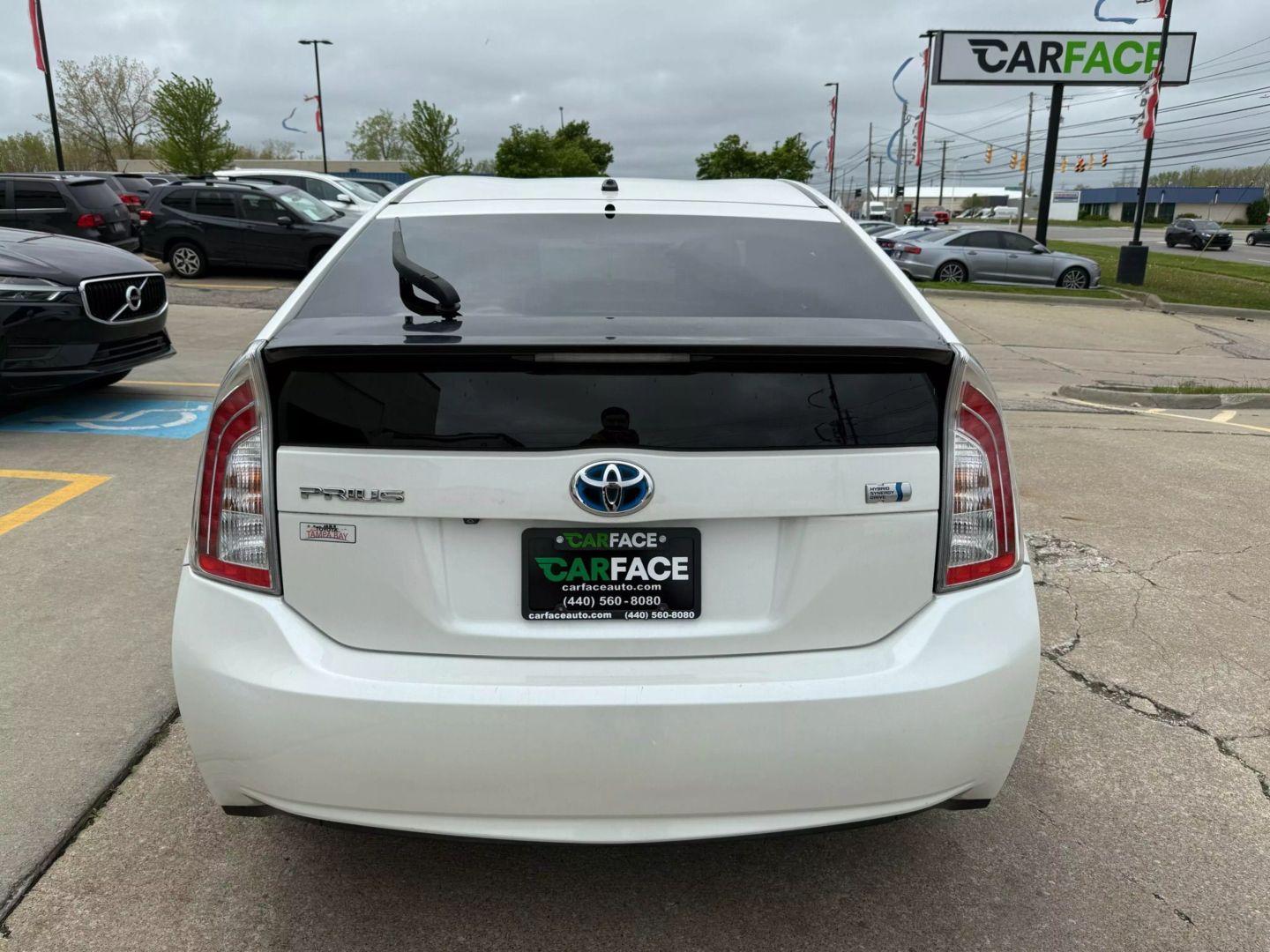 2015 Toyota Prius - Image 9