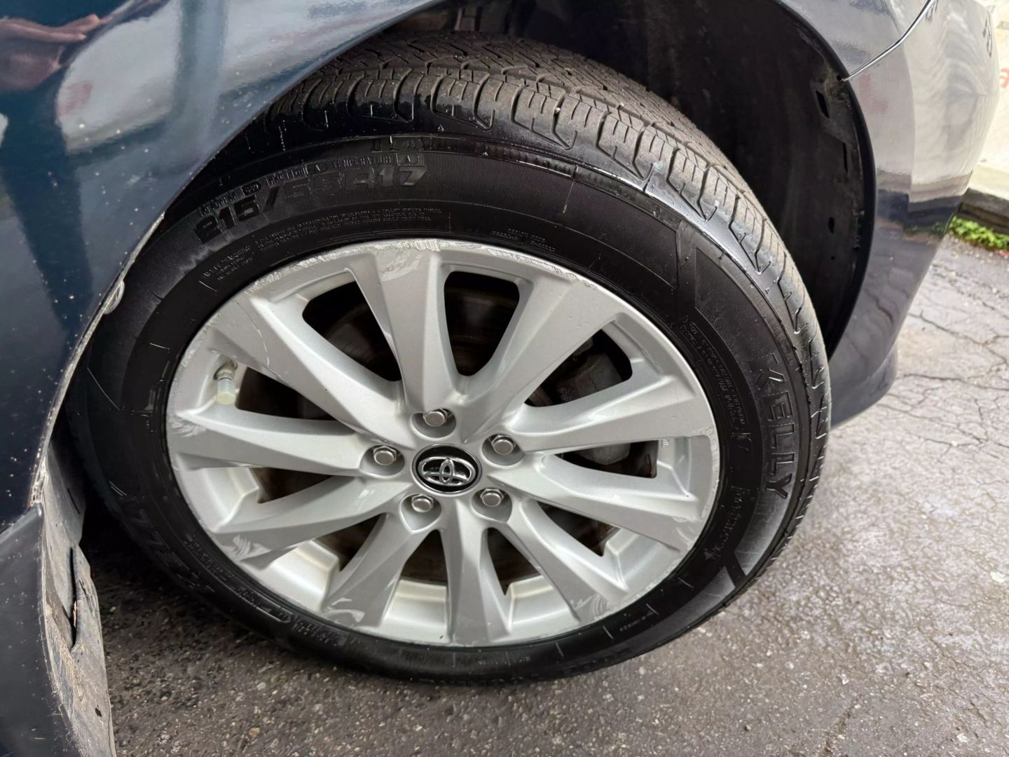 2019 Toyota Camry - Image 46