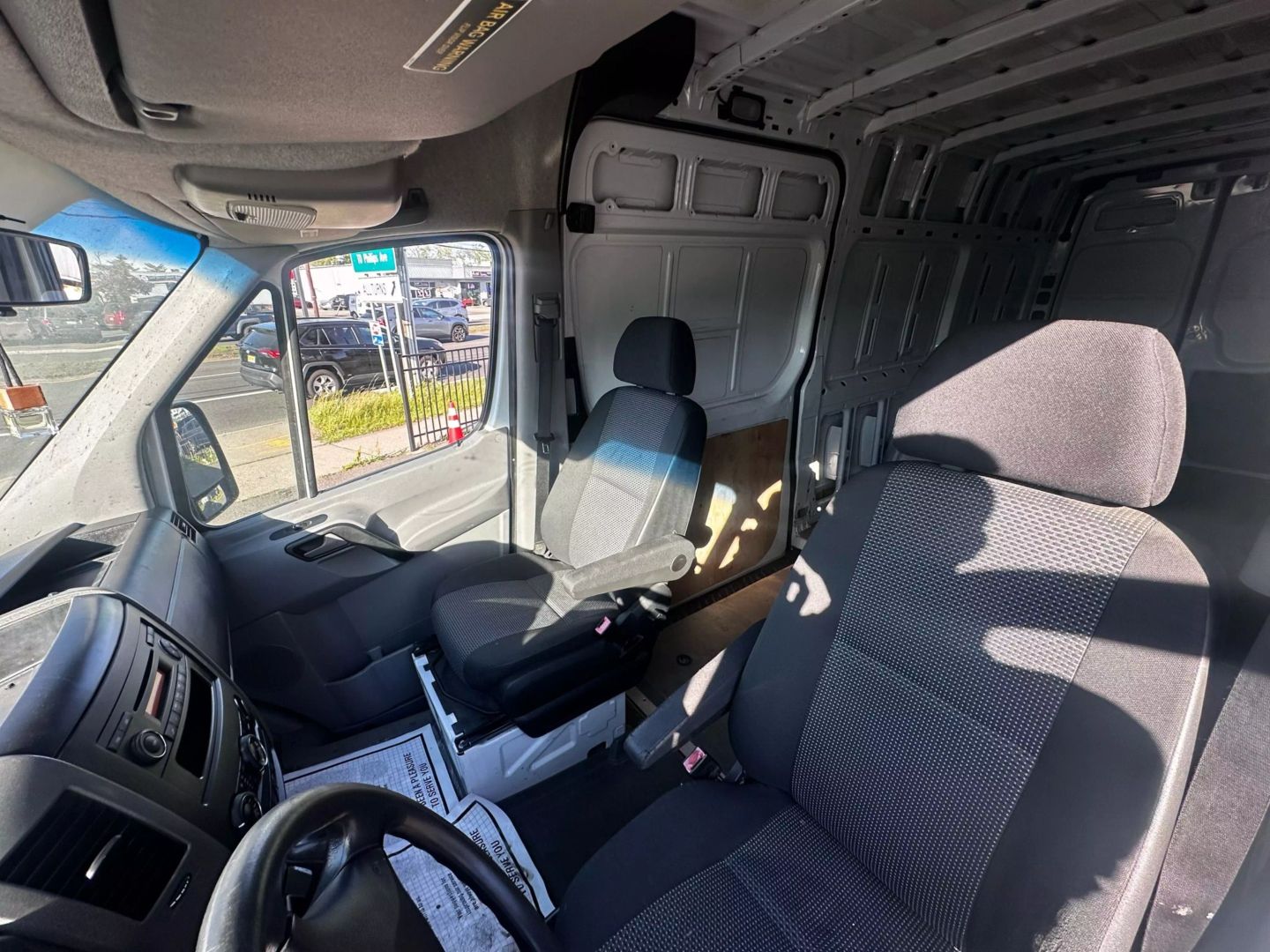 2013 Mercedes-benz Sprinter 2500 Cargo - Image 11