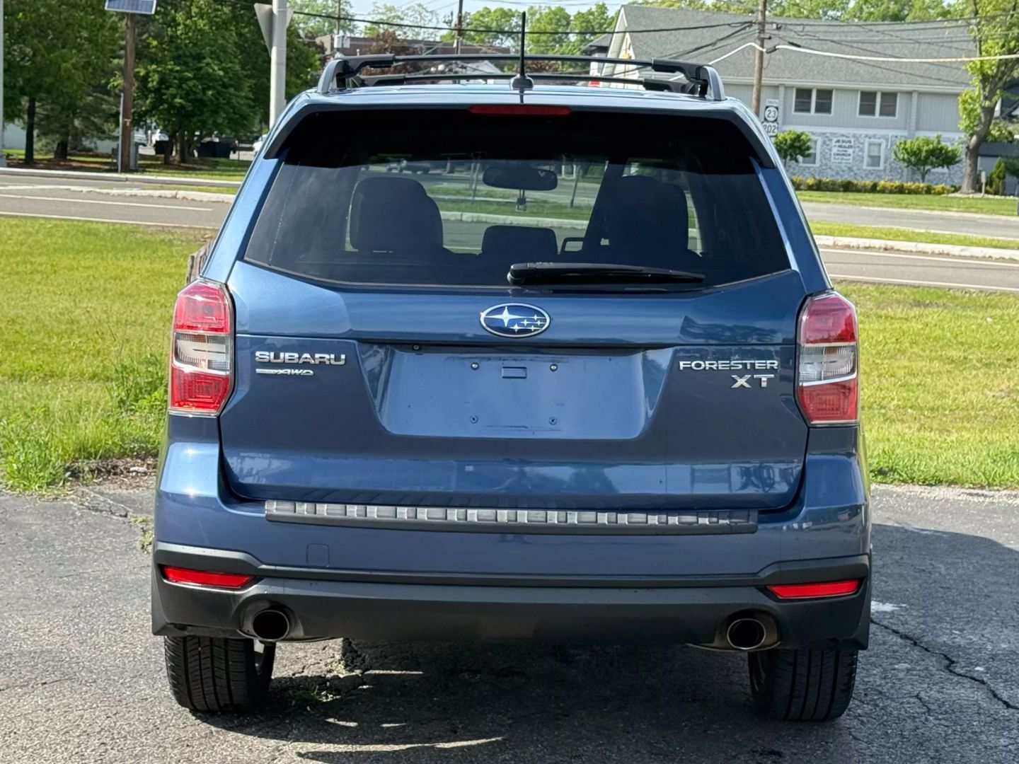 2014 Subaru Forester - Image 10
