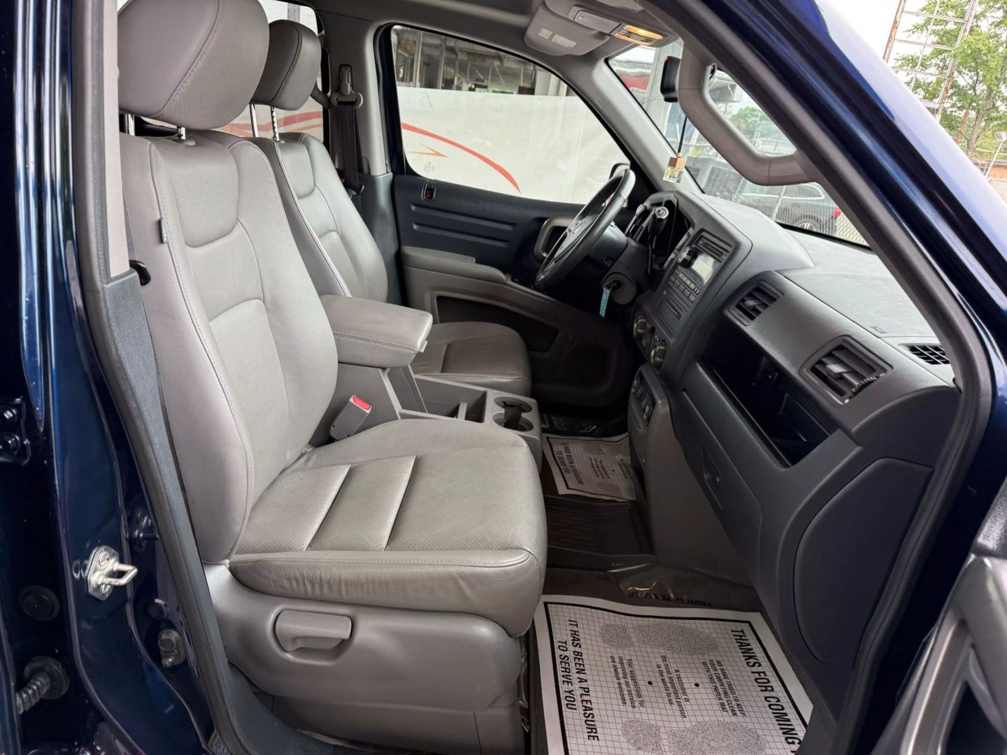 2014 Honda Ridgeline - Image 25