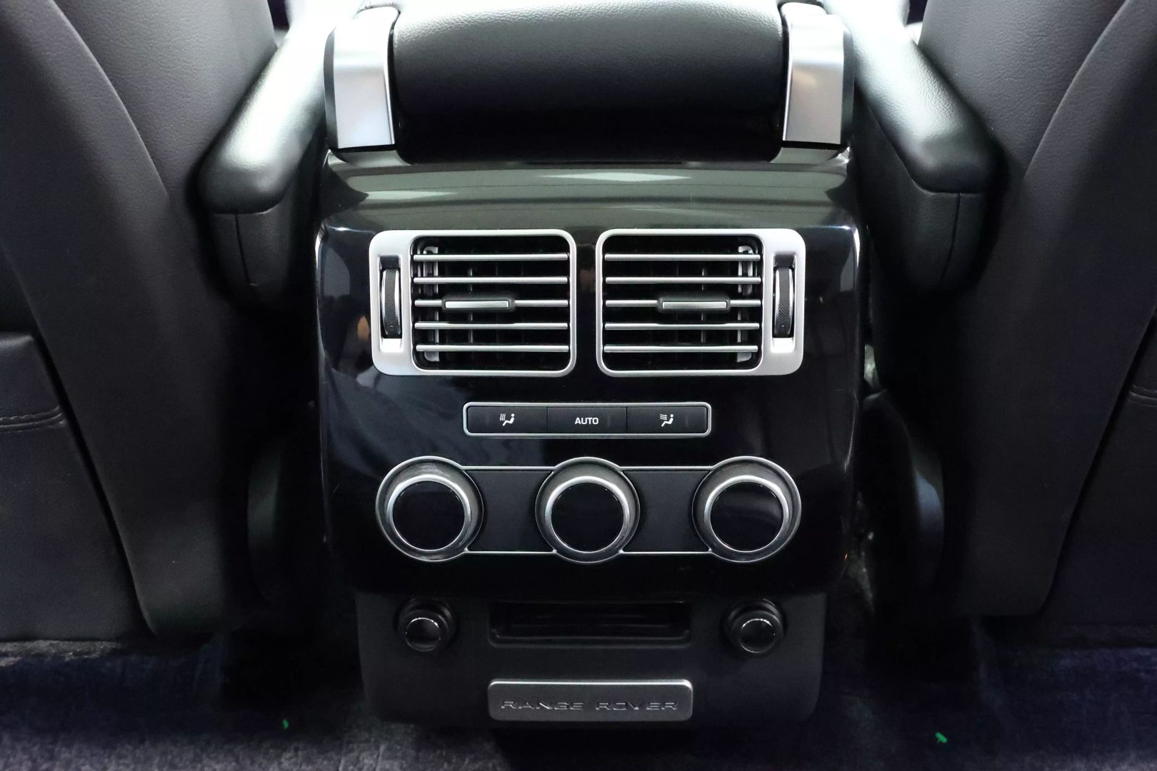 2016 Land Rover Range Rover - Image 89