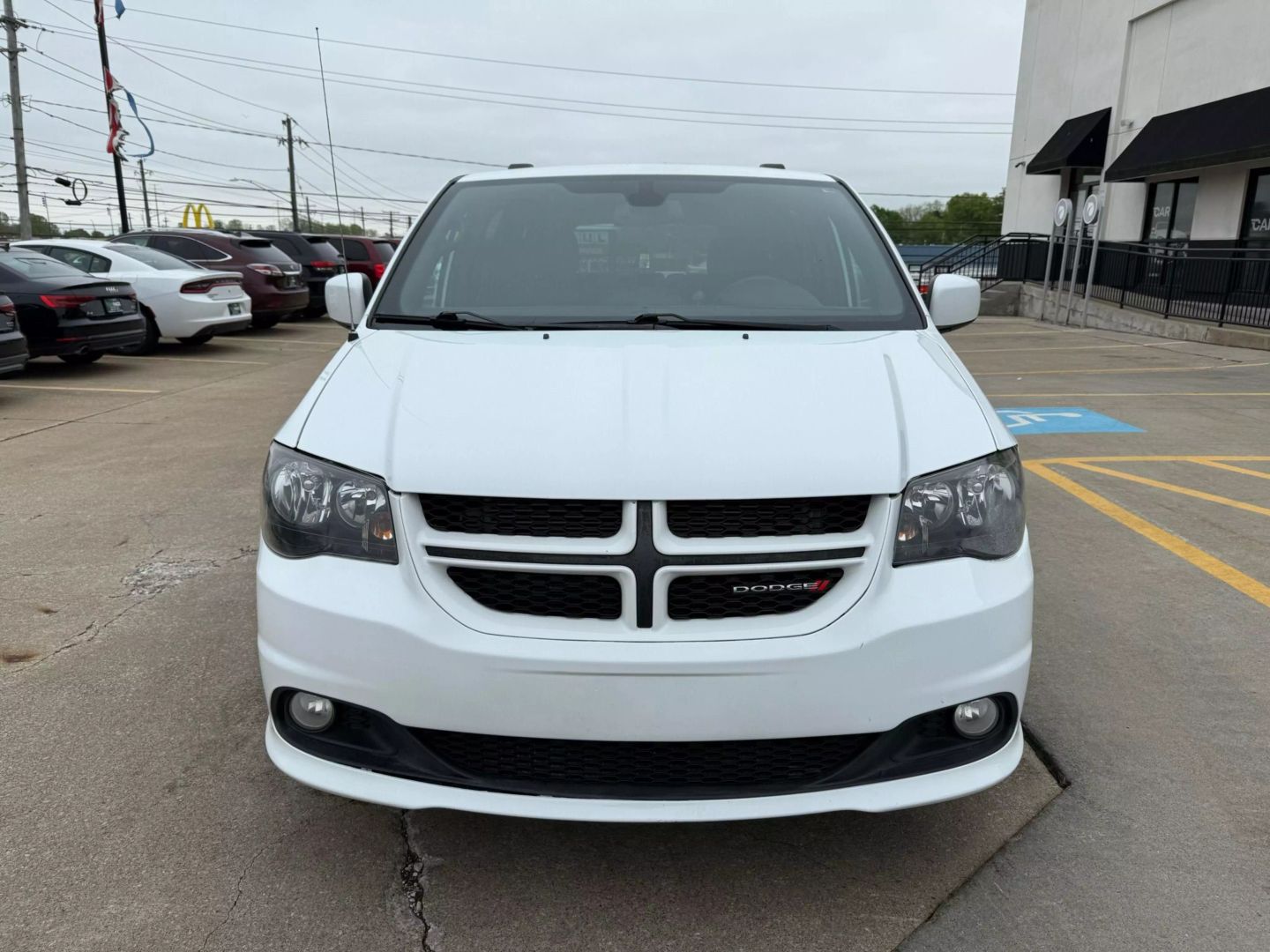 2019 Dodge Grand Caravan Passenger - Image 2