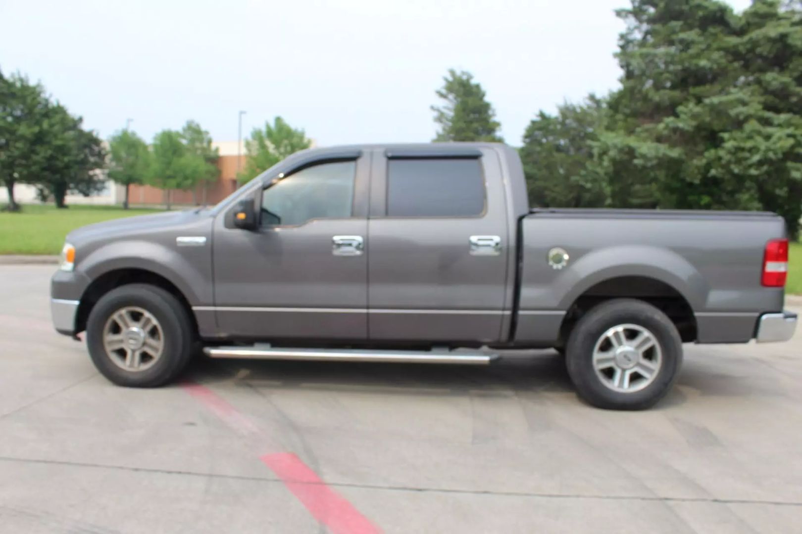 Used 2007 Ford F-150 XLT with VIN 1FTPW12V27KB32851 for sale in Dallas, TX