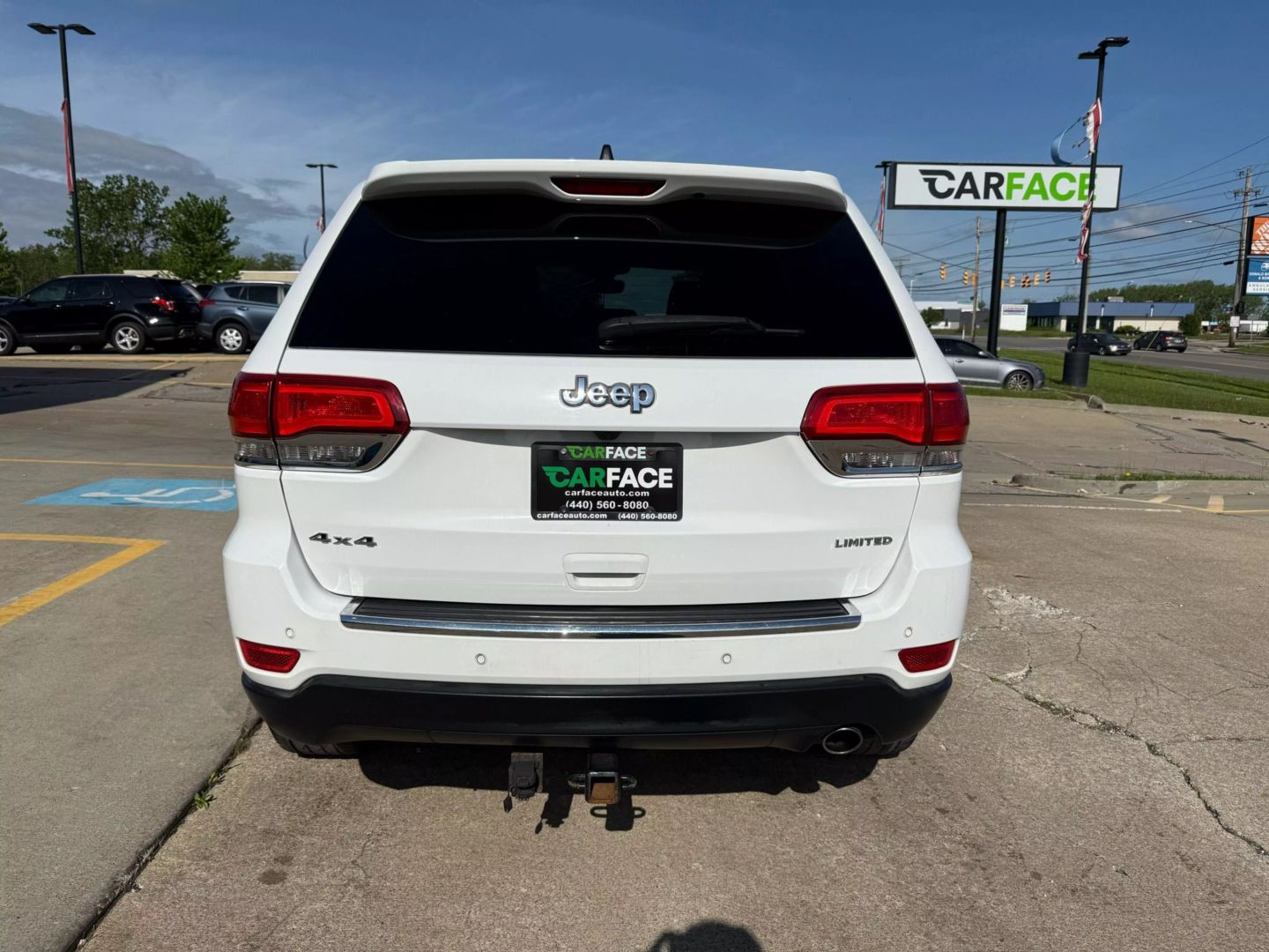 2017 Jeep Grand Cherokee - Image 9