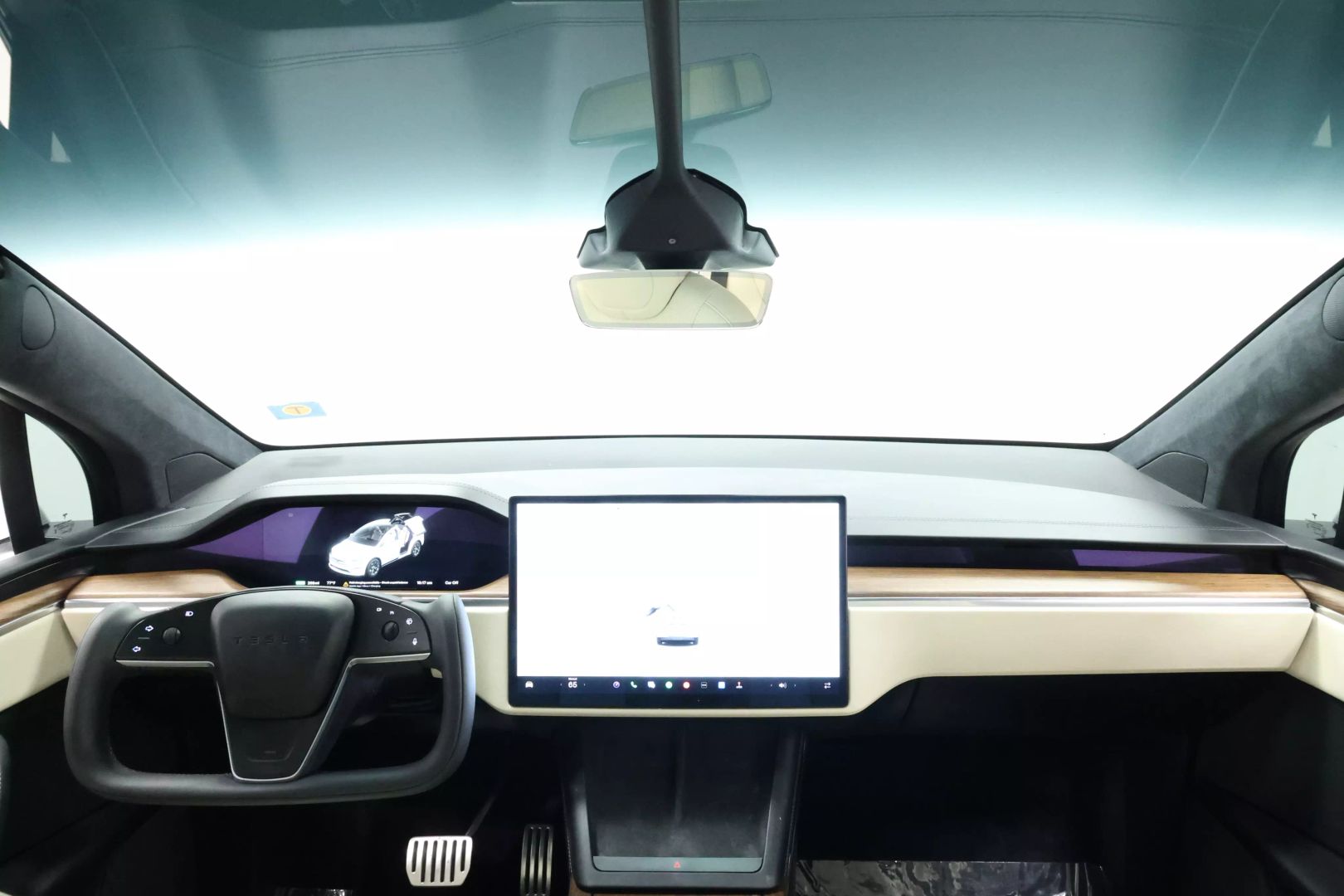 2023 Tesla Model X - Image 41