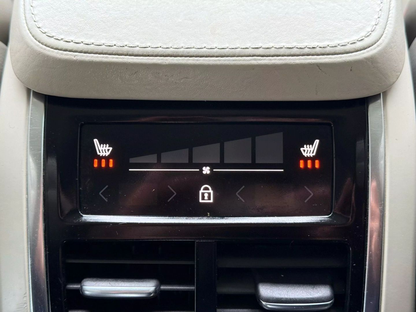 2021 Volvo Xc90 - Image 28