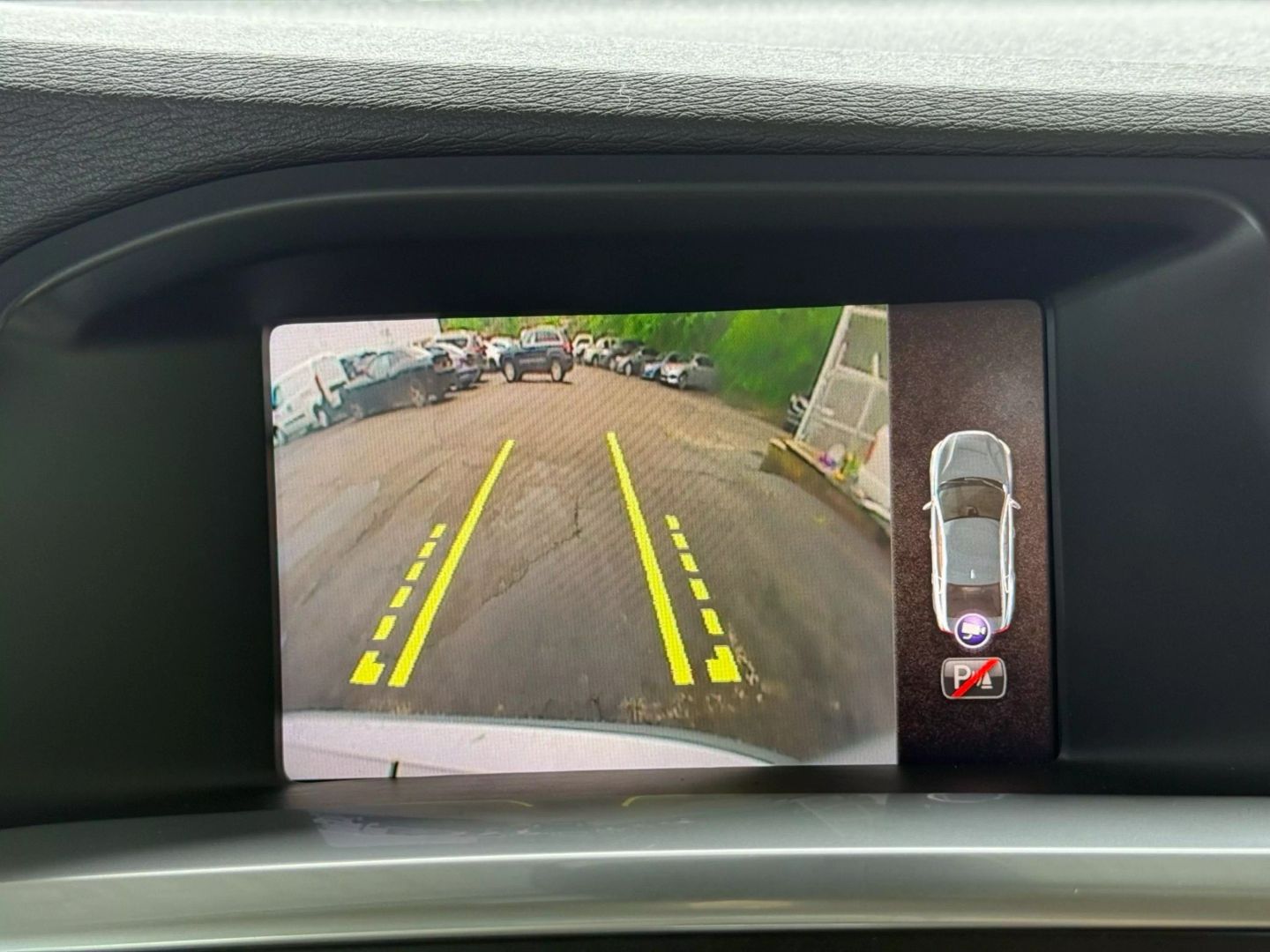 2018 Volvo S60 - Image 32