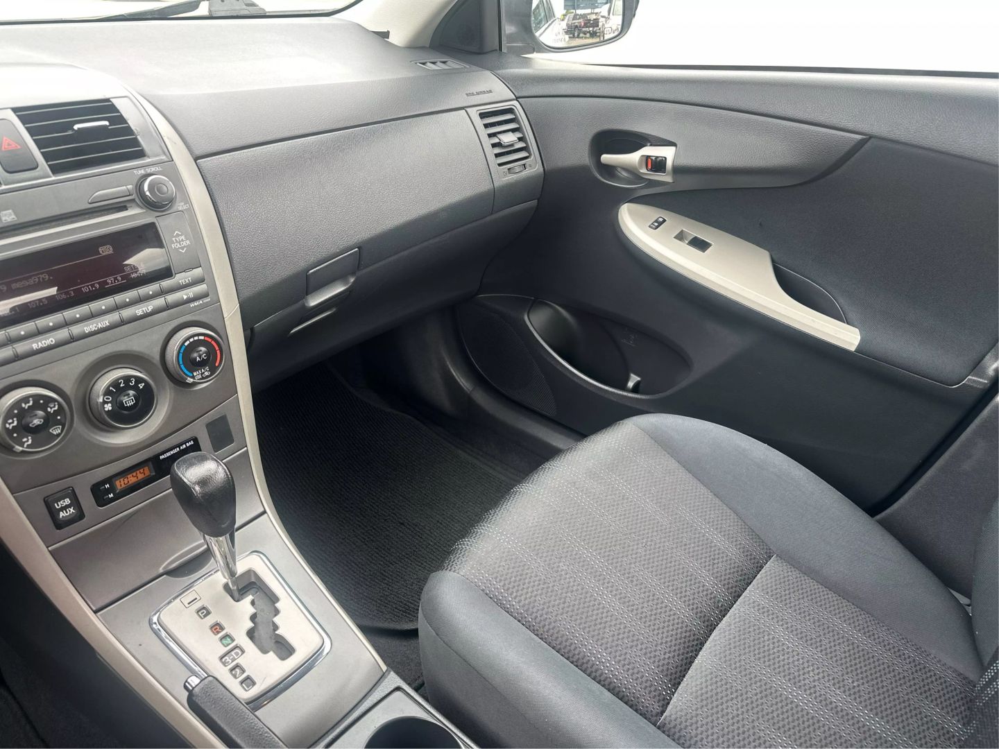 2011 TOYOTA COROLLA SEDAN 4-CYL, 1.8 LITER S SEDAN 4D