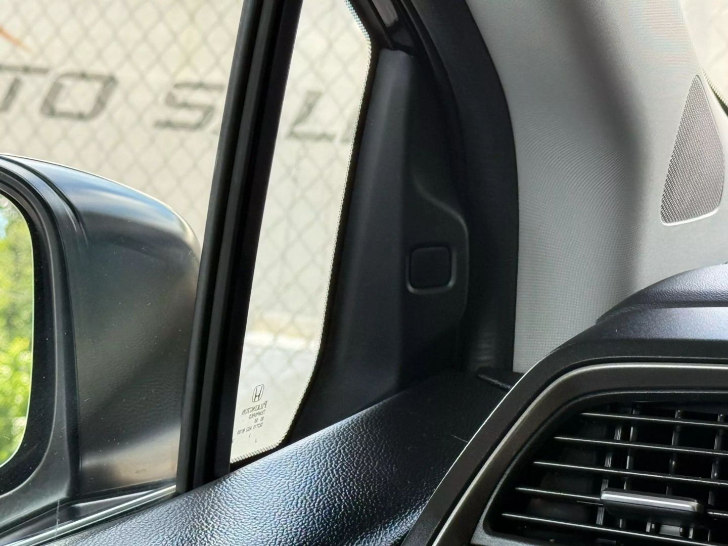 2022 Honda Odyssey - Image 35