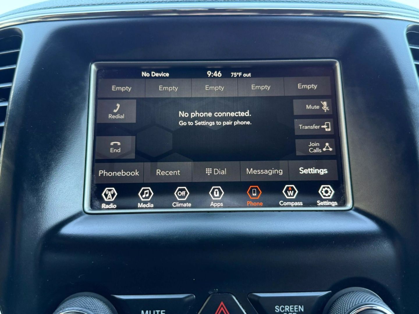 2019 Jeep Grand Cherokee - Image 35