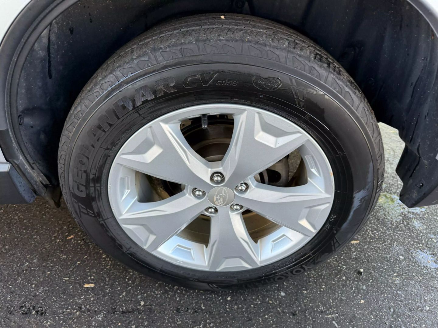 2016 Subaru Forester - Image 40