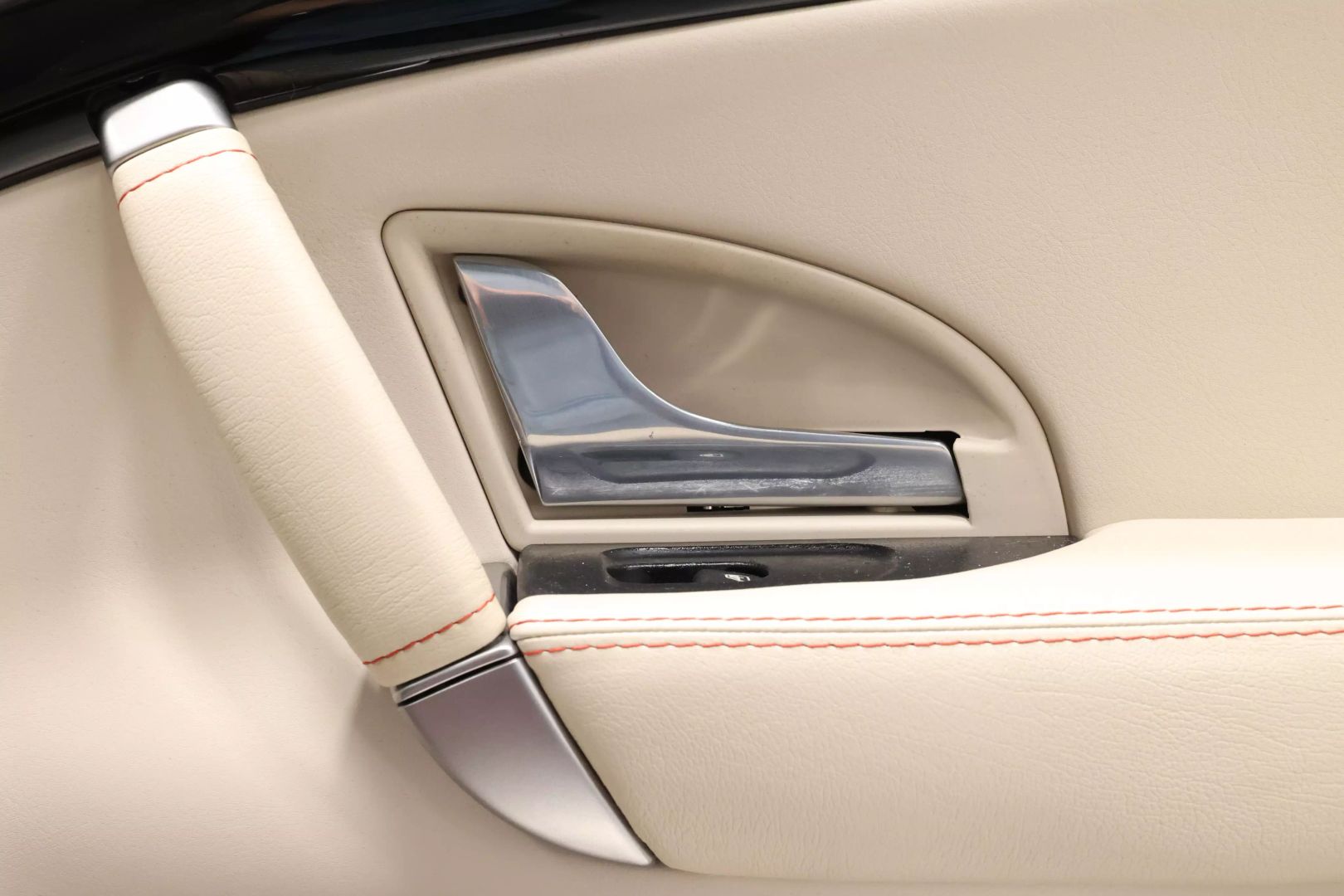 2013 Maserati Granturismo - Image 85