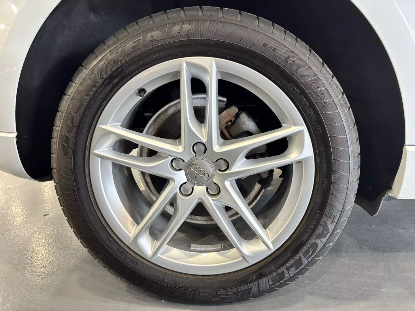 2016 Audi Q5 2.0t Premium Plus Sport Utility 4d - Image 12