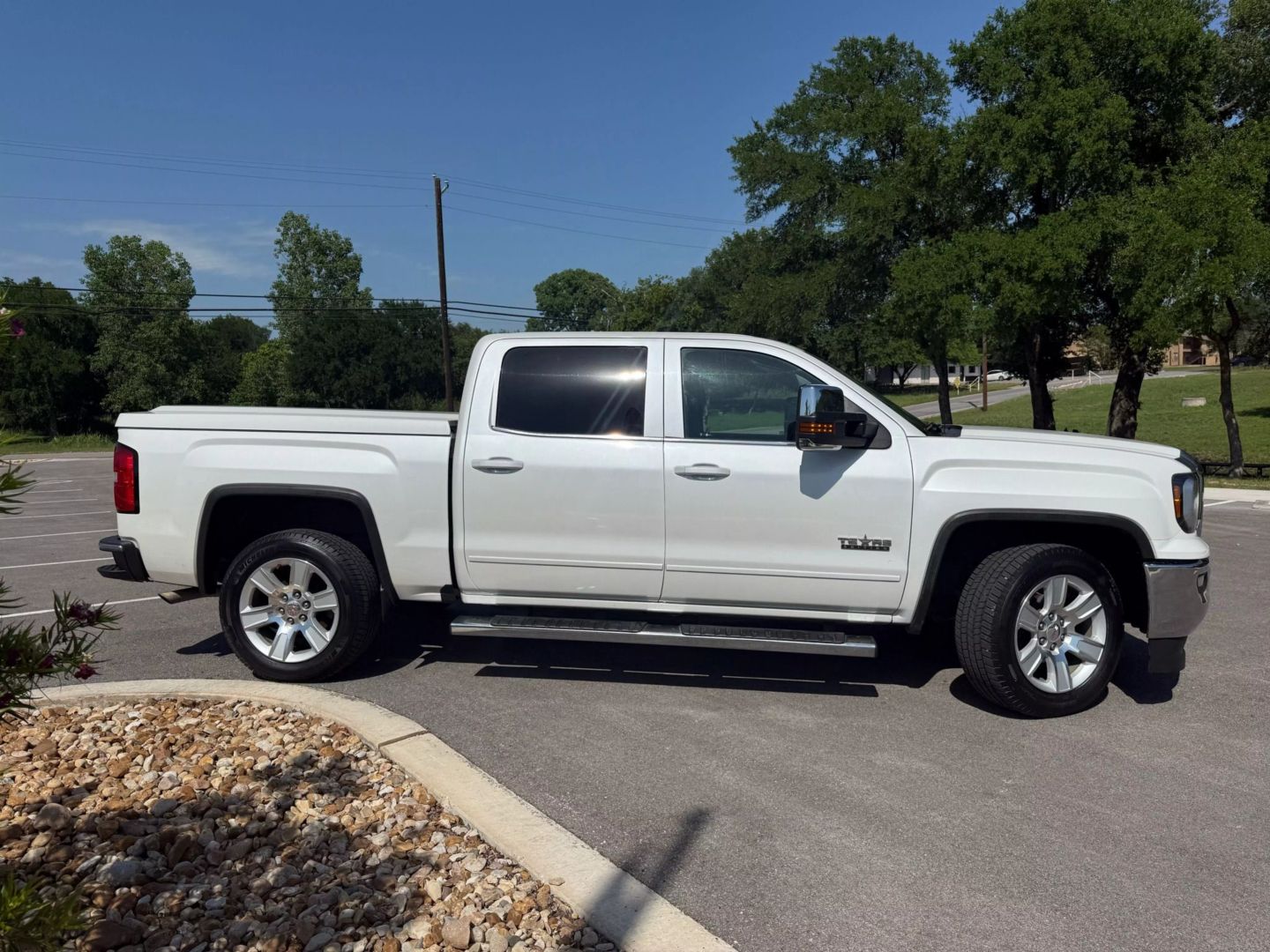 2017 Gmc Sierra 1500 Crew Cab - Image 3