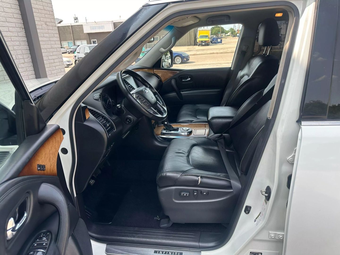 2013 Infiniti Qx - Image 15