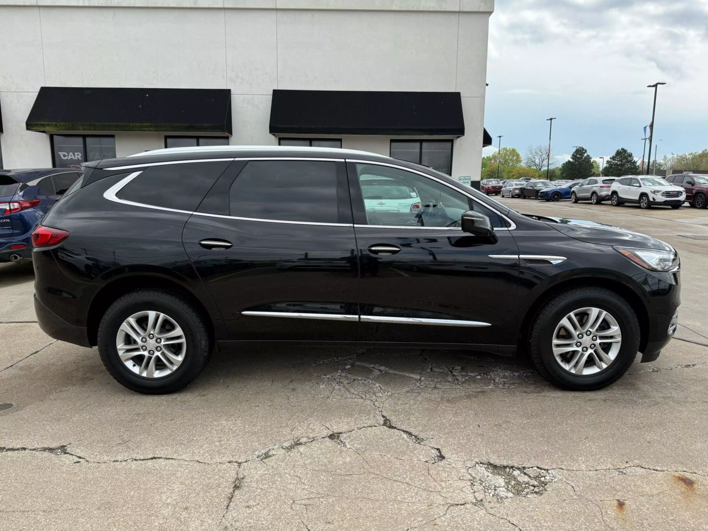 2019 Buick Enclave - Image 15