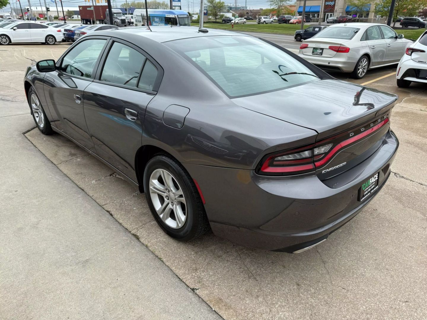2020 Dodge Charger - Image 7
