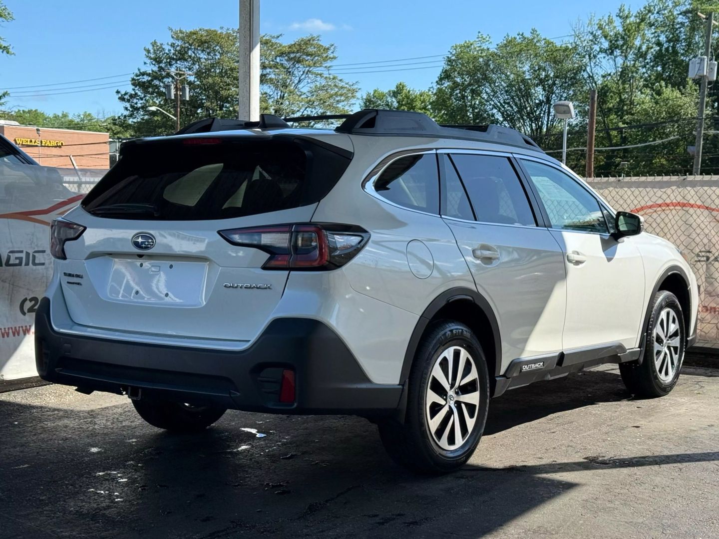 2022 Subaru Outback - Image 11