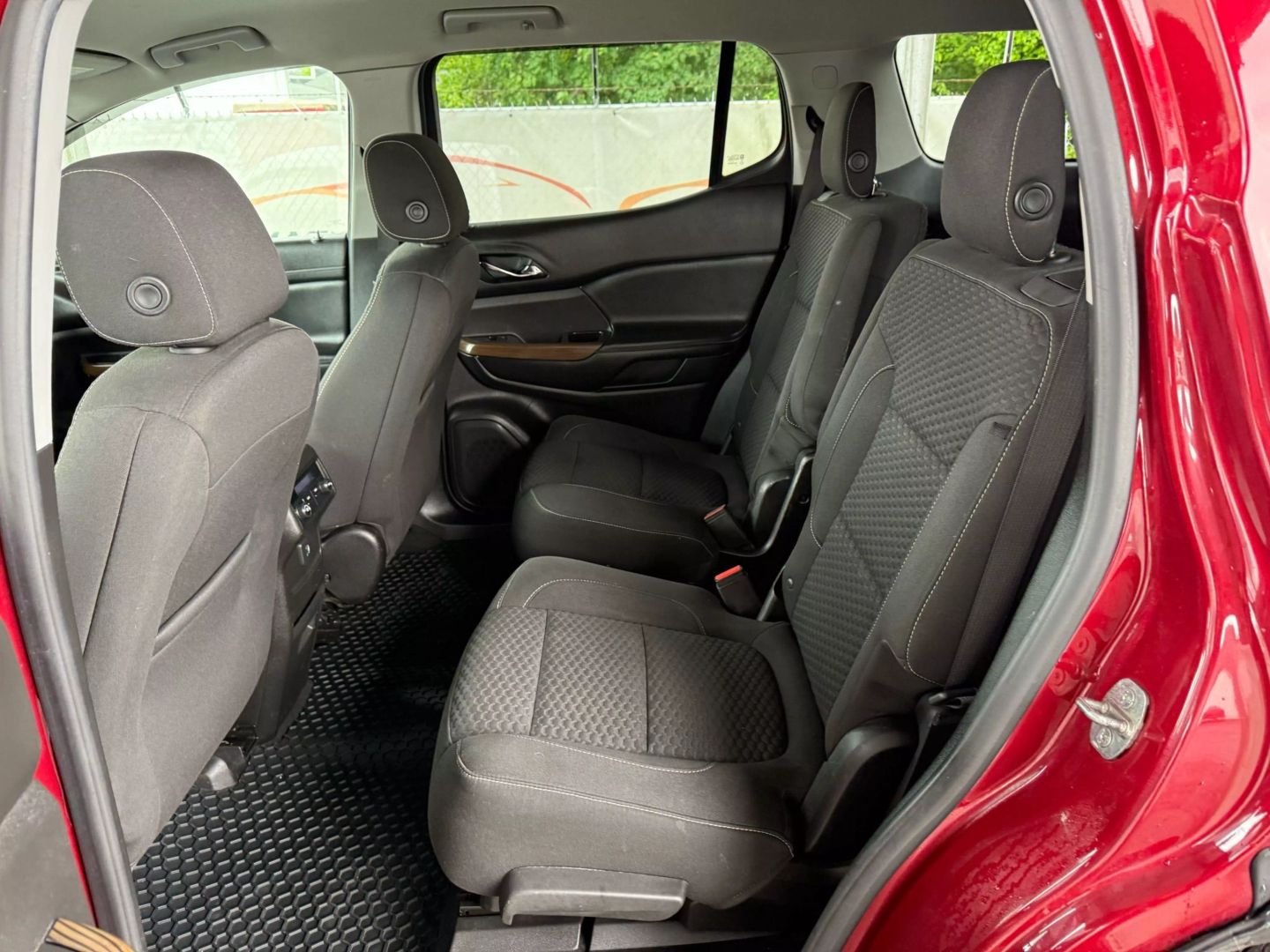 2019 Gmc Acadia - Image 18
