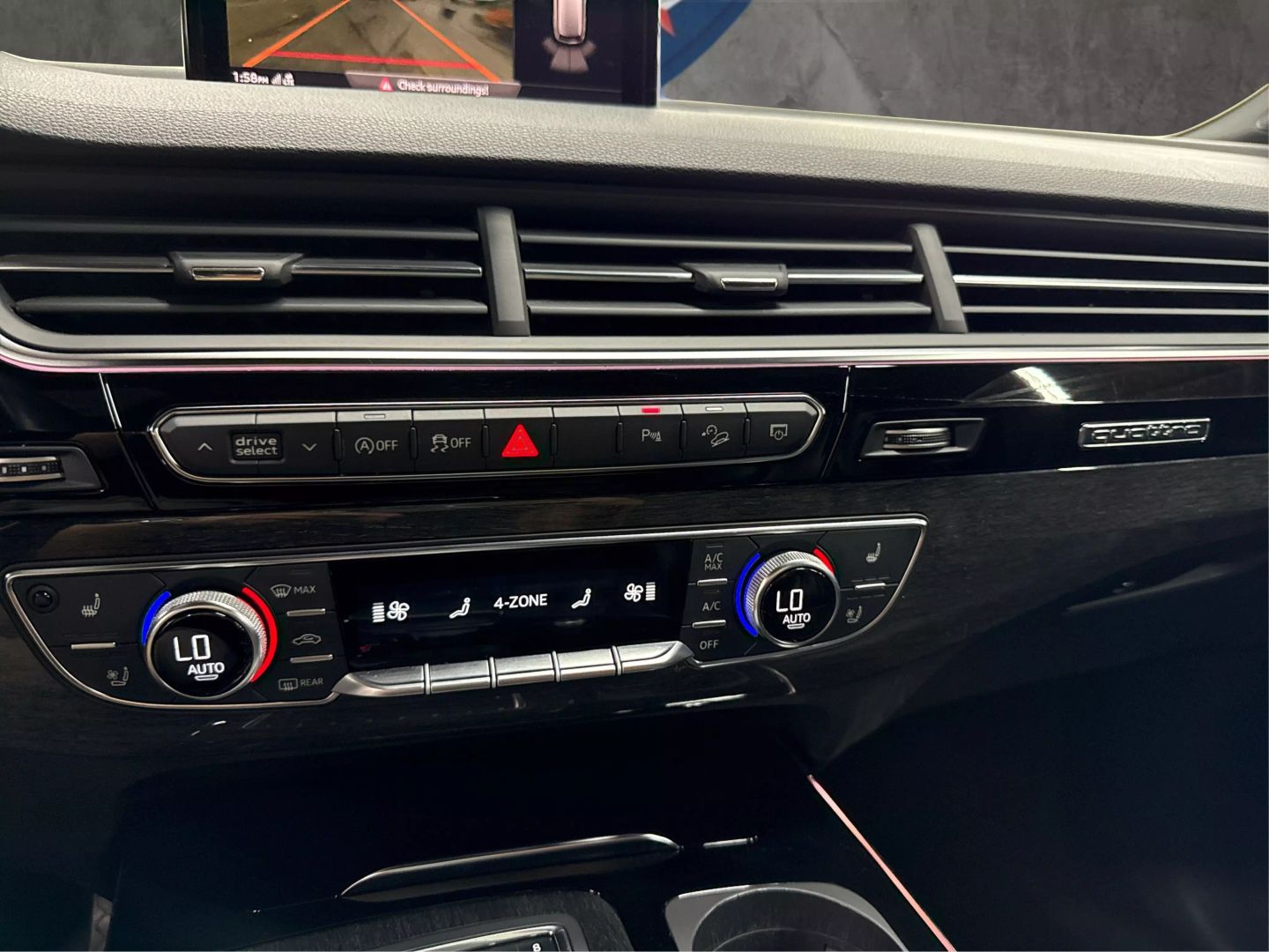 2018 Audi Q7 - Image 25