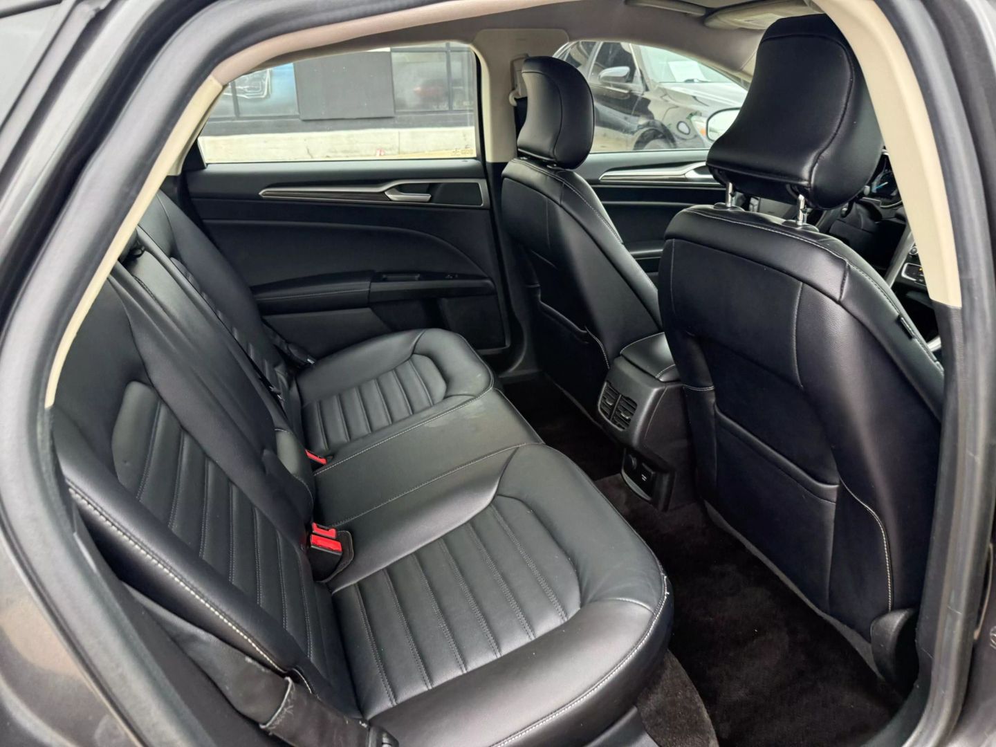 2018 Ford Fusion - Image 21